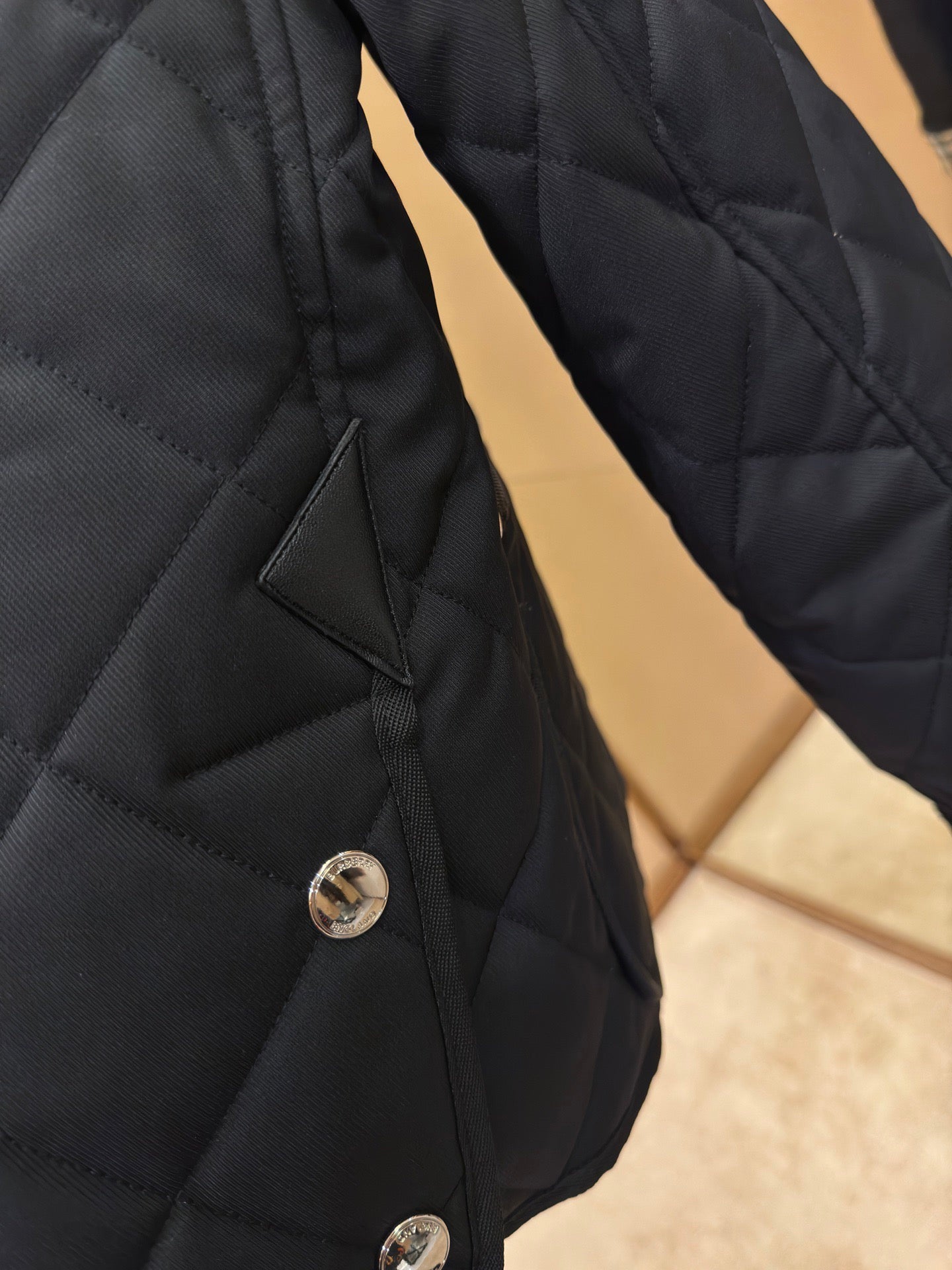 26SS NEU Kordkragen Diamant-Steppjacke kurze Baumwoll-Jacke