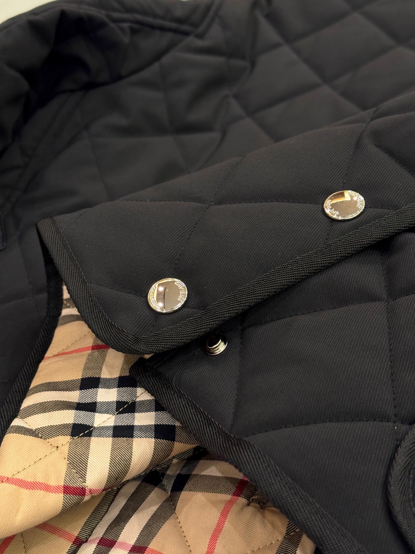 26SS NEU Kordkragen Diamant-Steppjacke kurze Baumwoll-Jacke