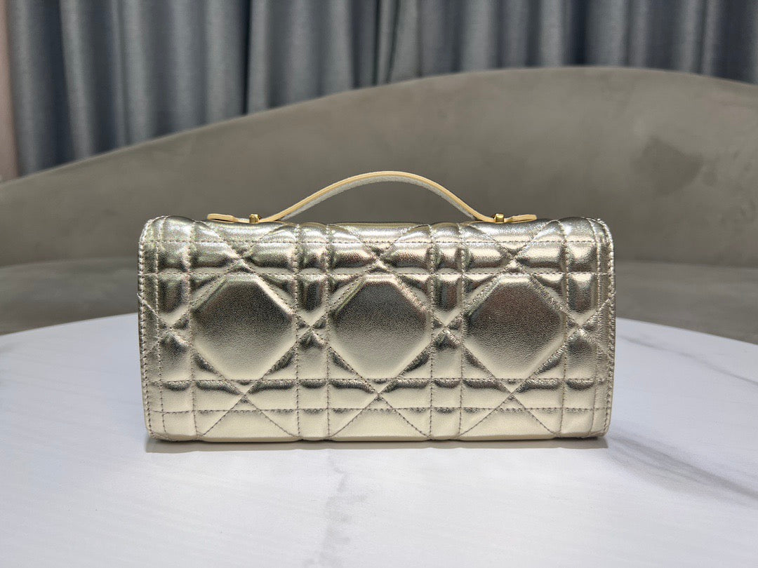 Bolso 26SS NUEVO Miss Caro con asa superior