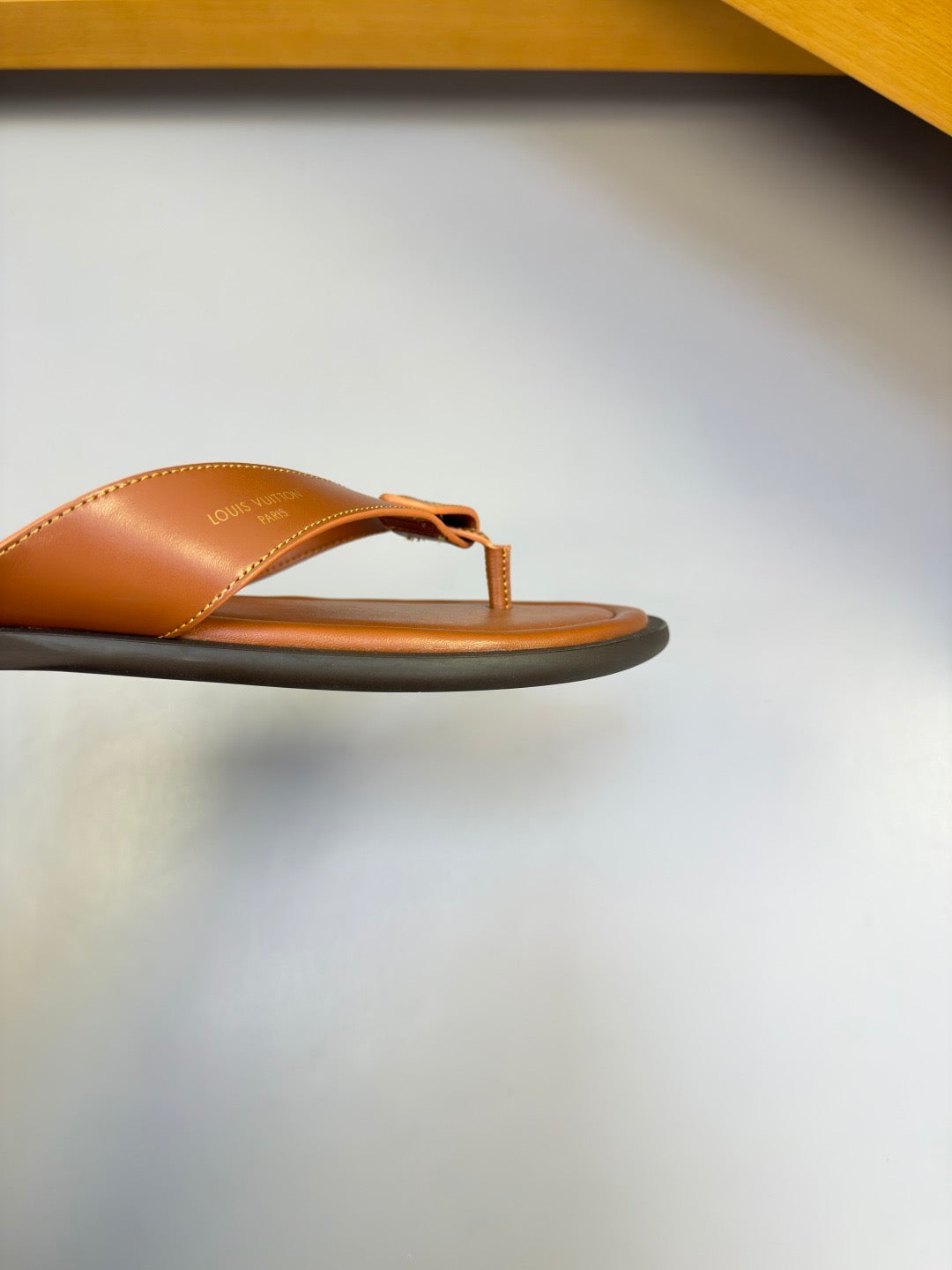 26FW New Casual Leather Flip-Flops