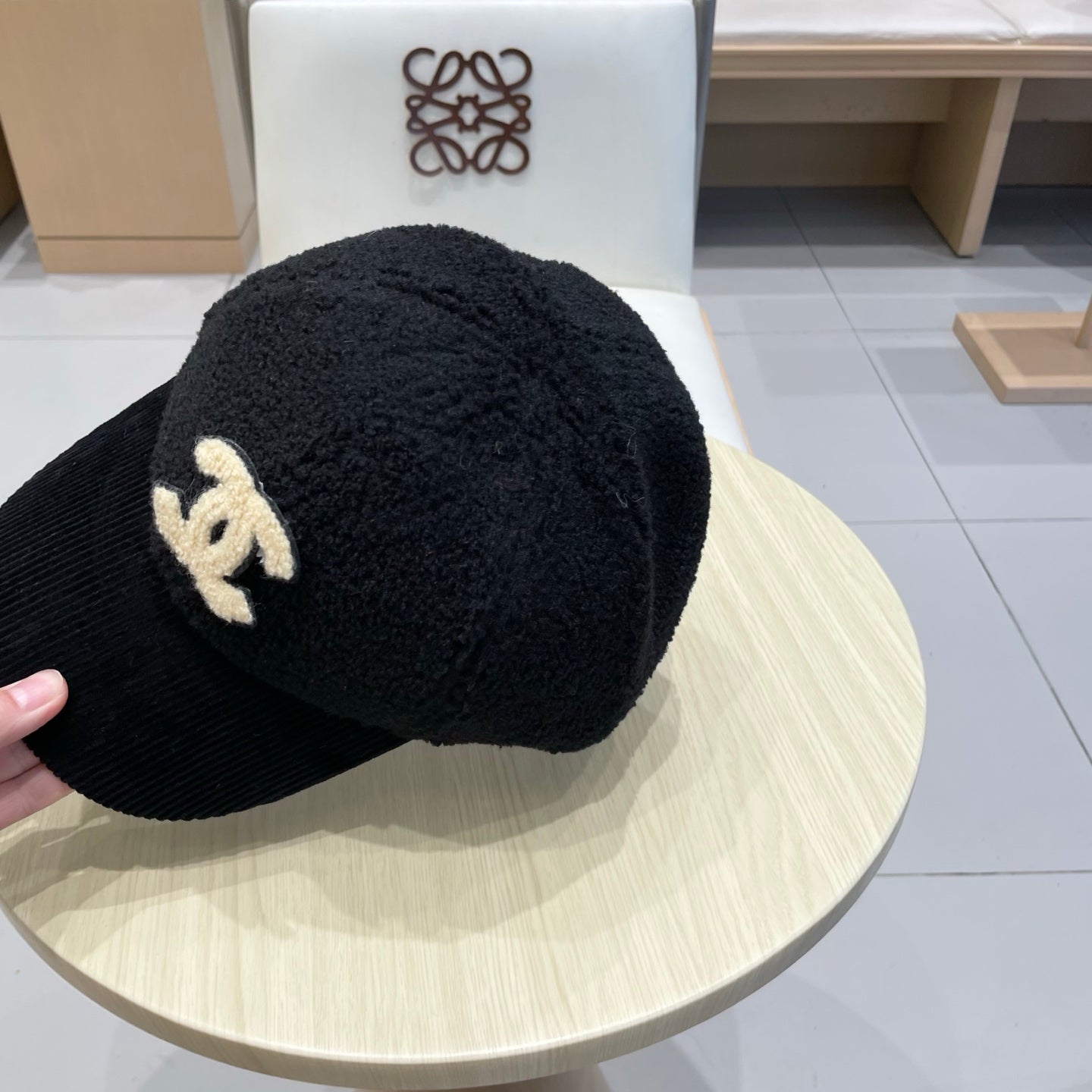25FW NEW Lamb wool and corduroy brim baseball cap