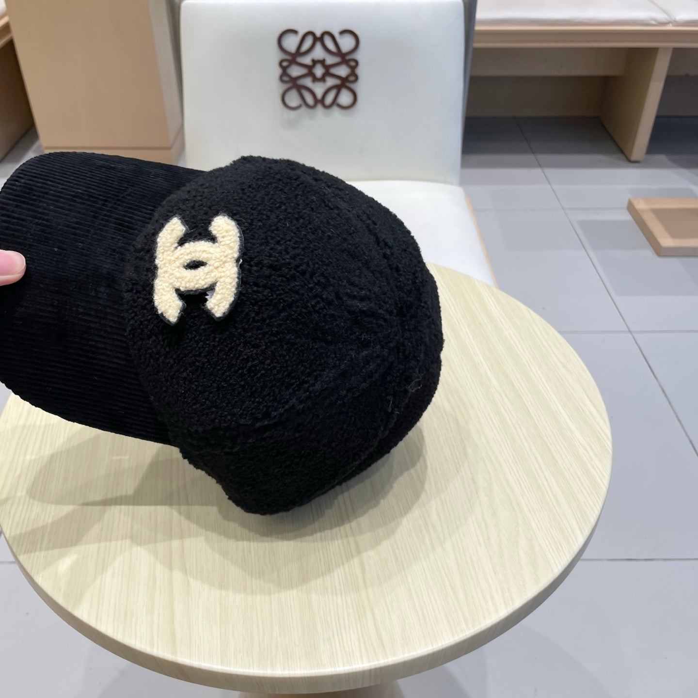 25FW NEW Lamb wool and corduroy brim baseball cap