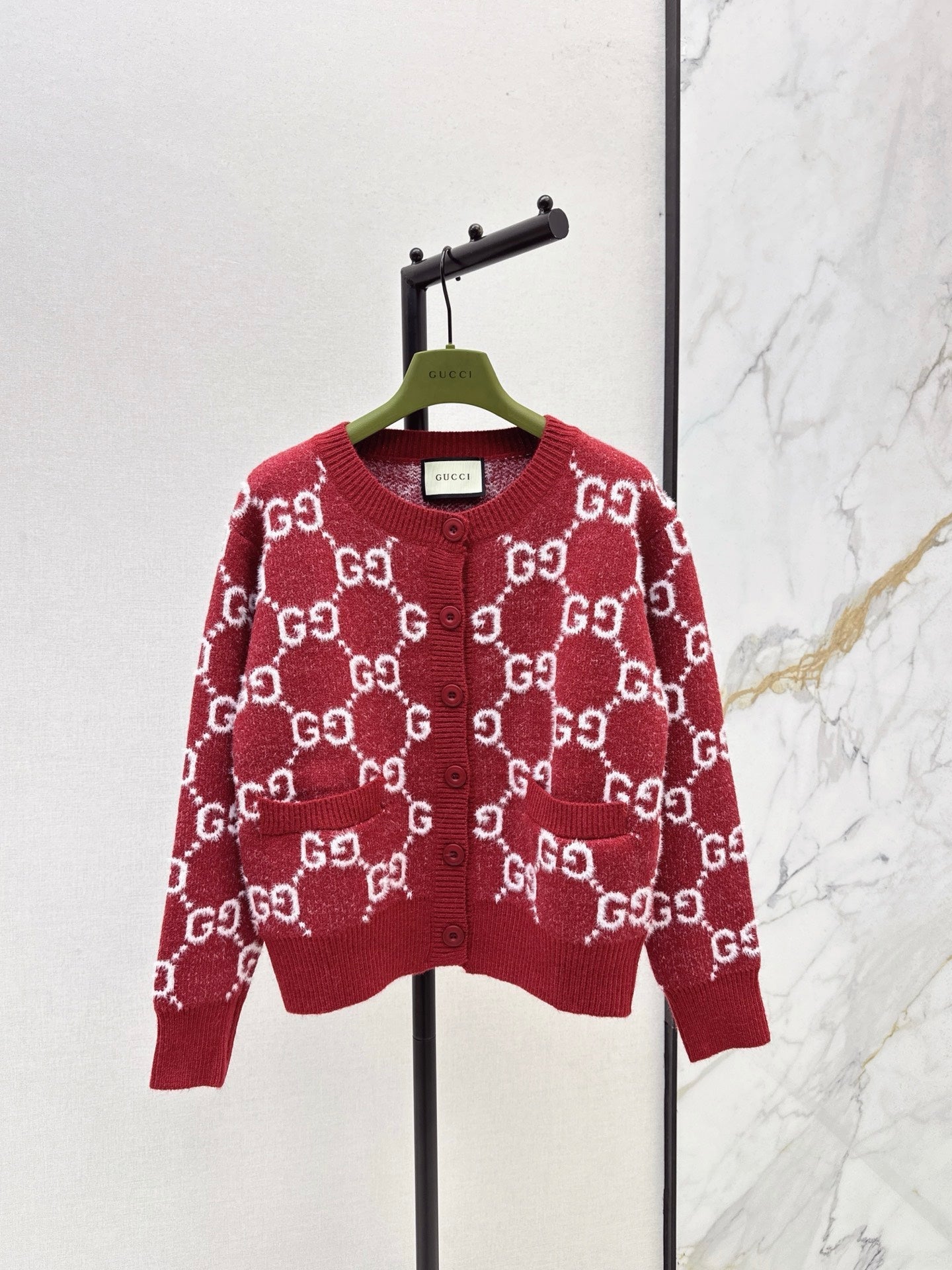 25FW NEW crew neck cardigan