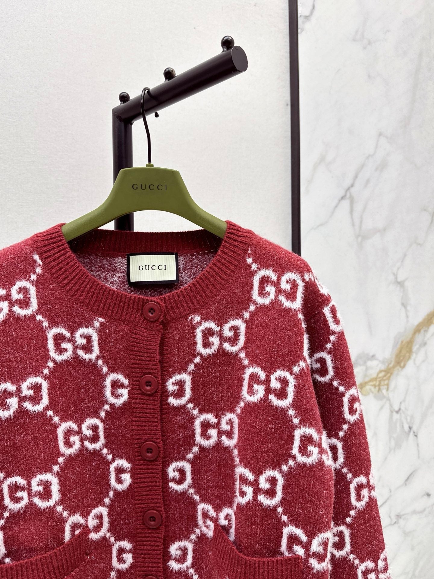 25FW NEW crew neck cardigan
