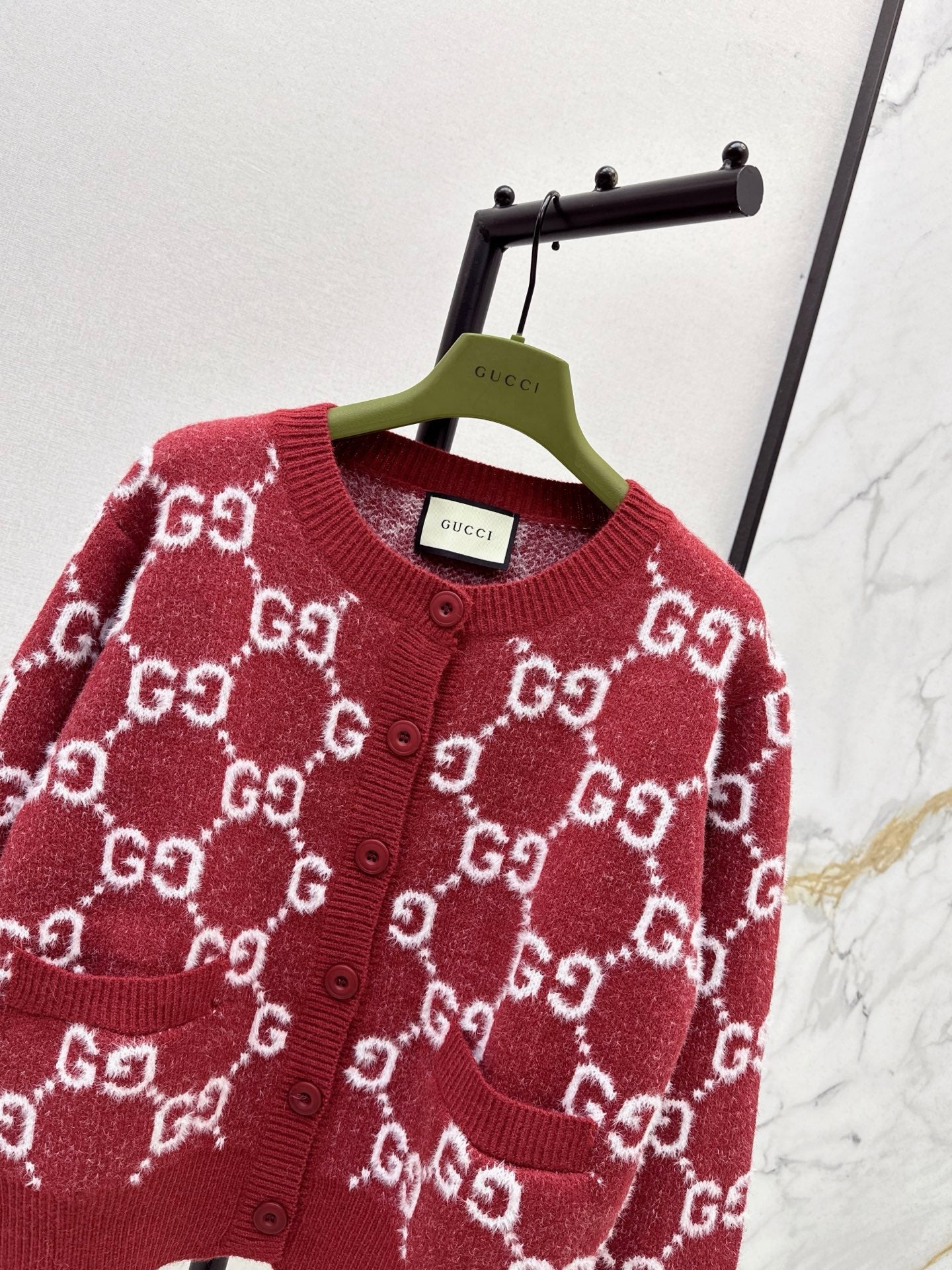 25FW NEW crew neck cardigan
