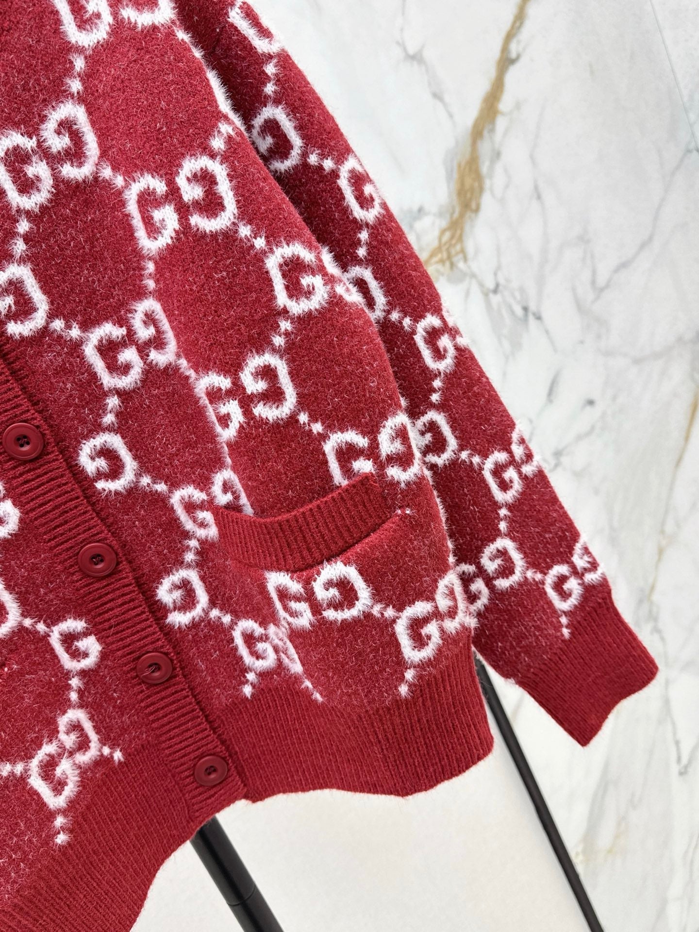 25FW NEW crew neck cardigan