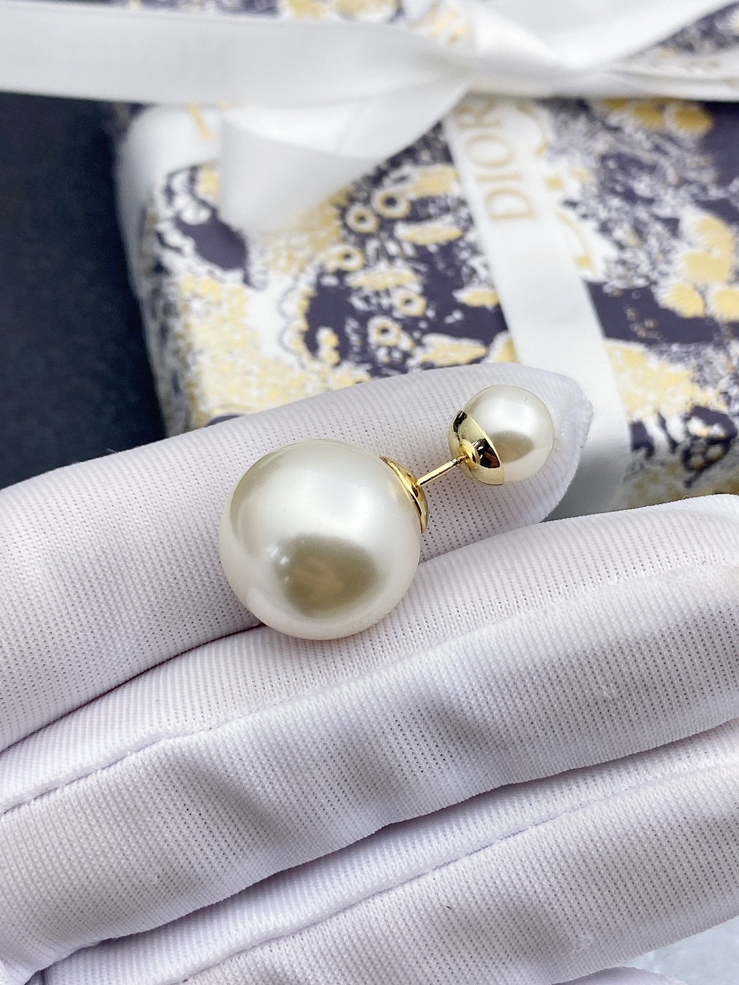 25FW New Small and large pearl earrings