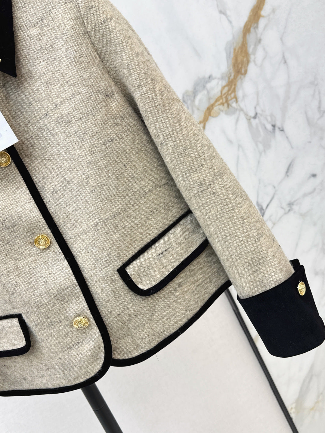 25FW New Velvet Patchwork coat: Retro and Stylish