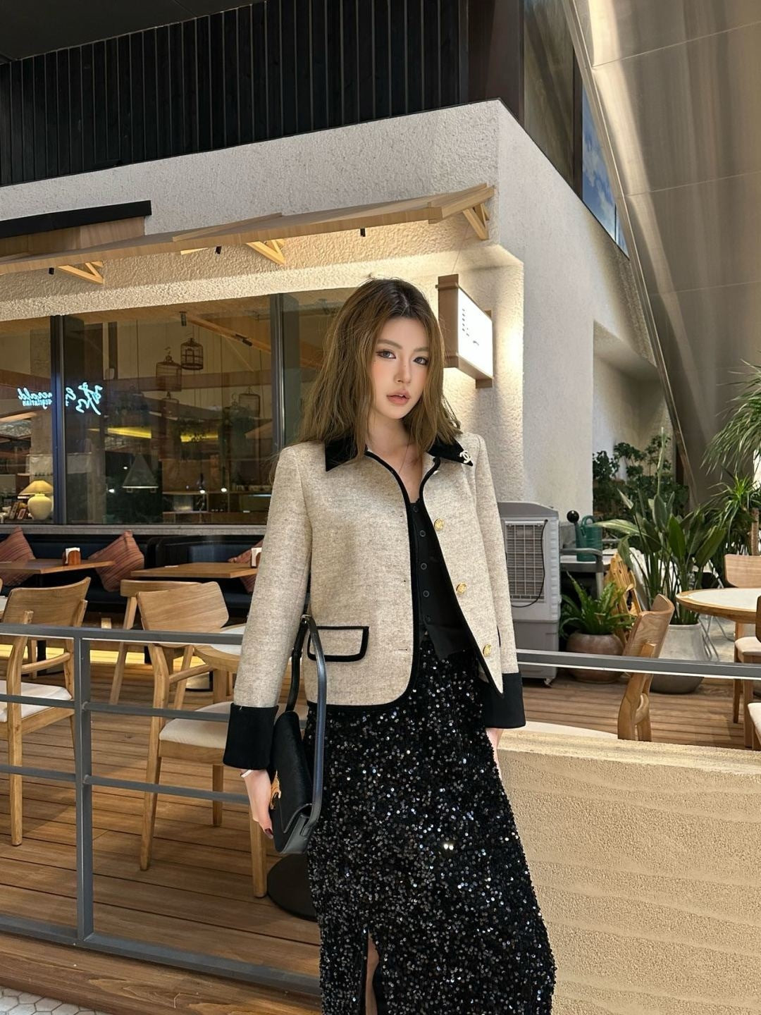 25FW New Velvet Patchwork coat: Retro and Stylish