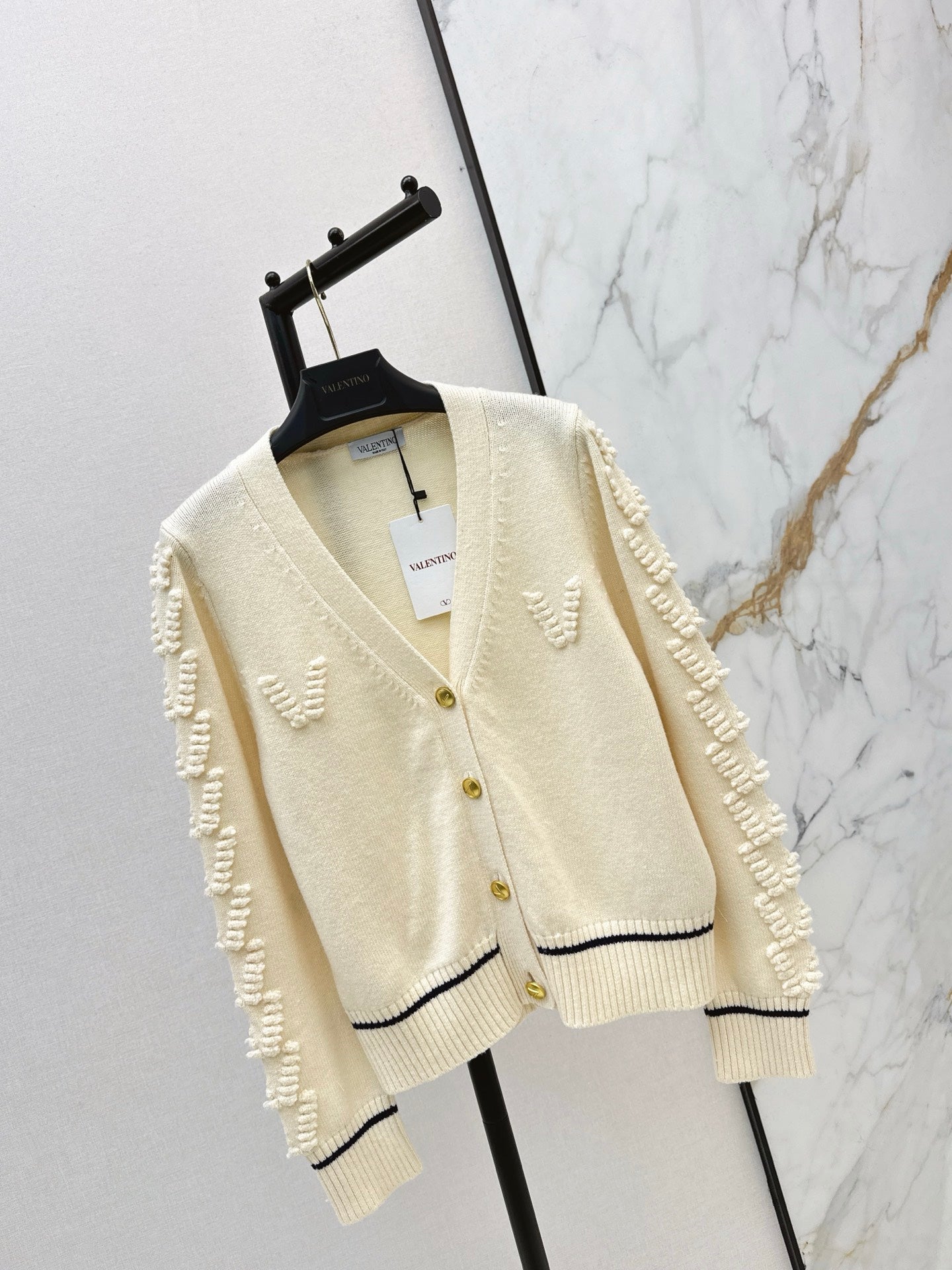 25FW autumn and winter latest three-dimensional crochet letter knitted cardigan