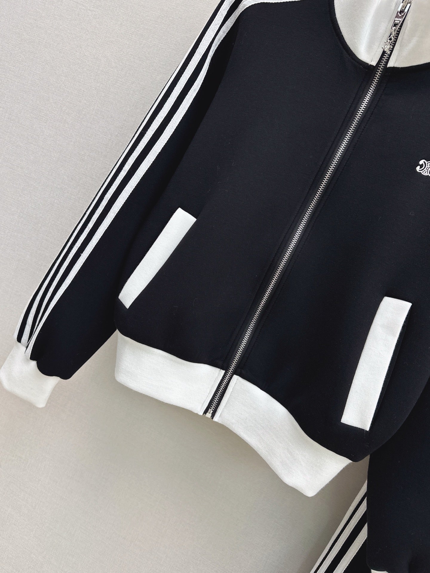 25FW latest Arc de Triomphe embroidered decorative casual suit