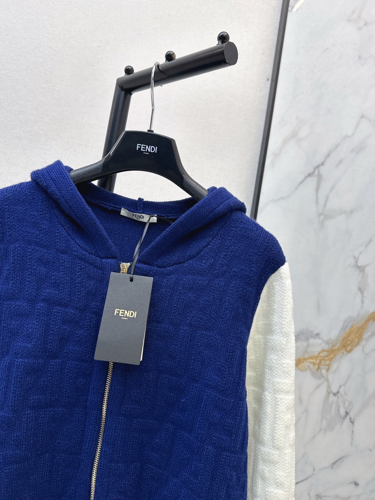 25FW latest style classic cardigan with contrasting colors