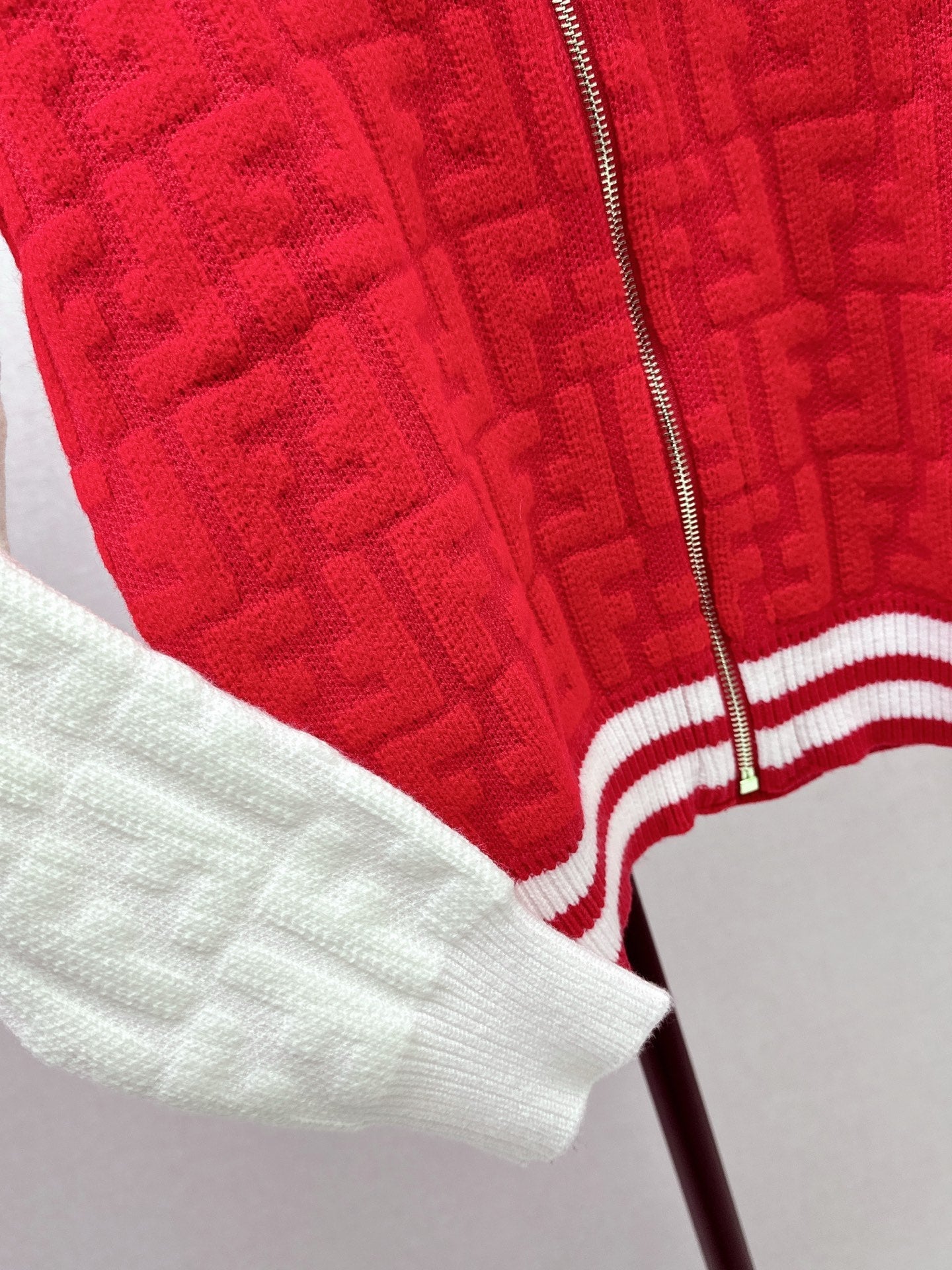 25FW latest style classic cardigan with contrasting colors