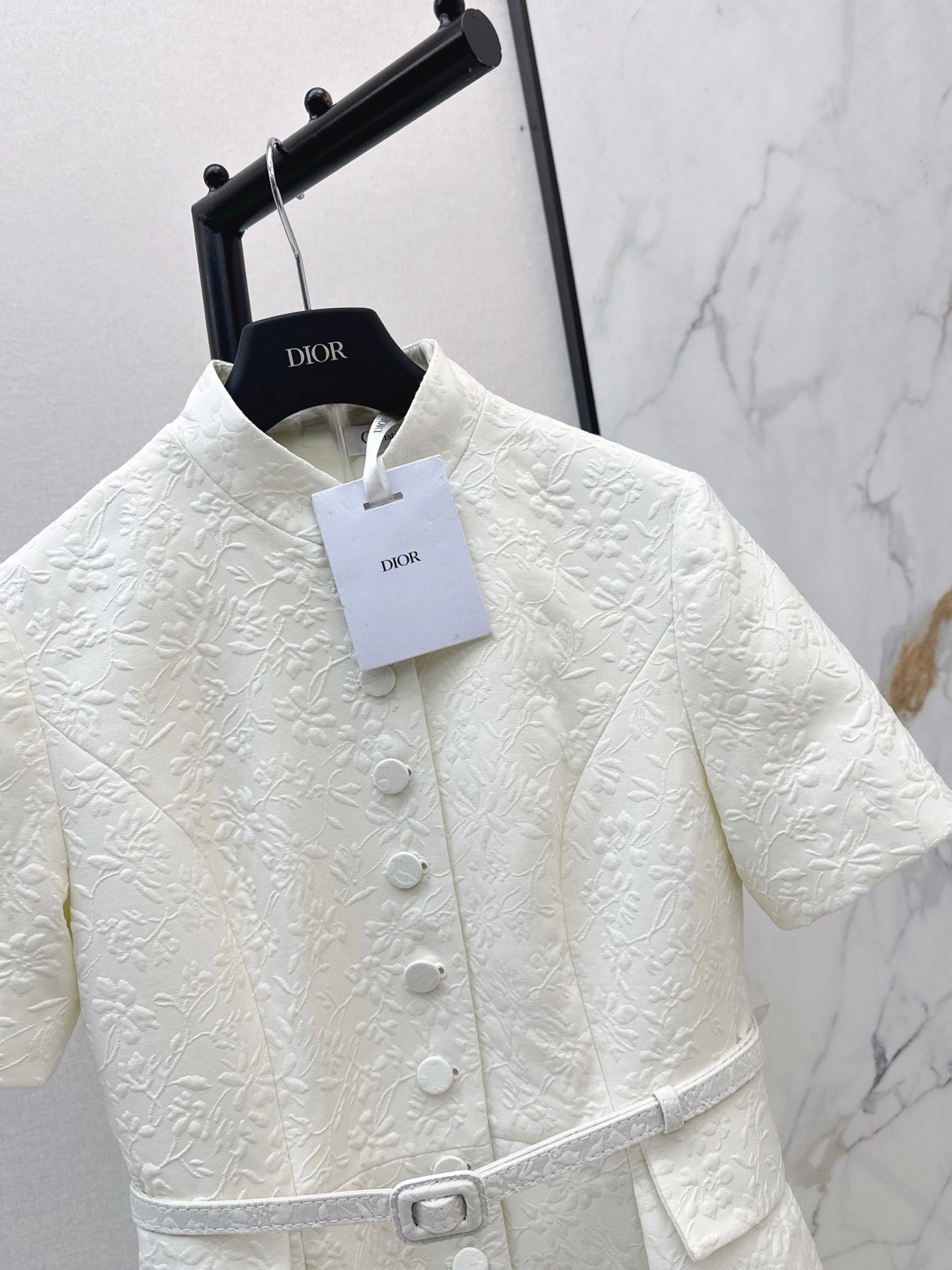 26SS early spring latest white stand-collar dress