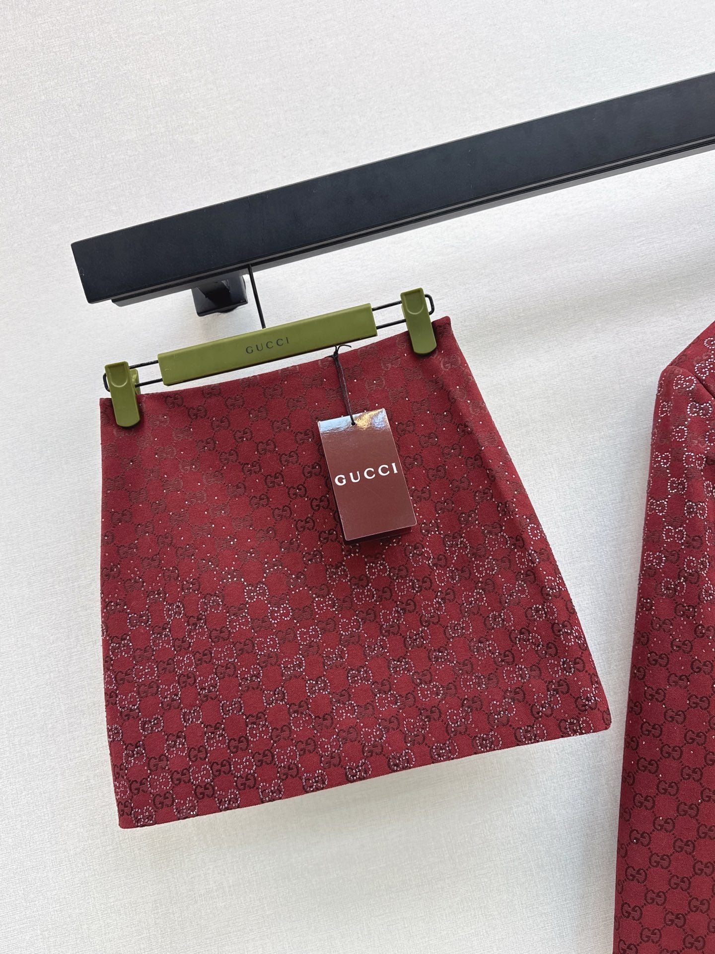 🎄Xmas🎄25FW sparkling autumn and winter series Christmas red luxury crystal diamond letter jacquard miniskirt