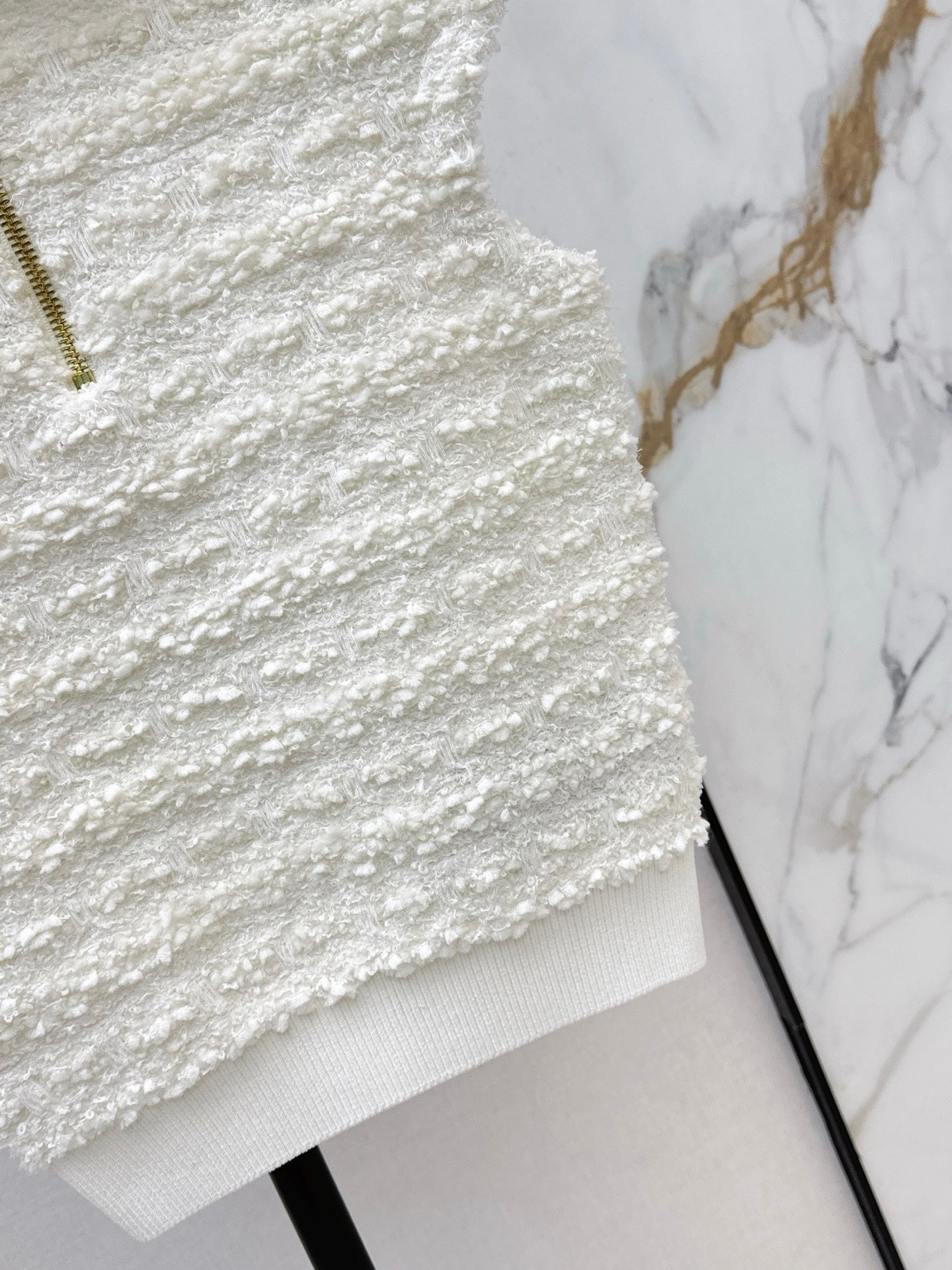 25FW latest half-cardigan sleeveless sweater