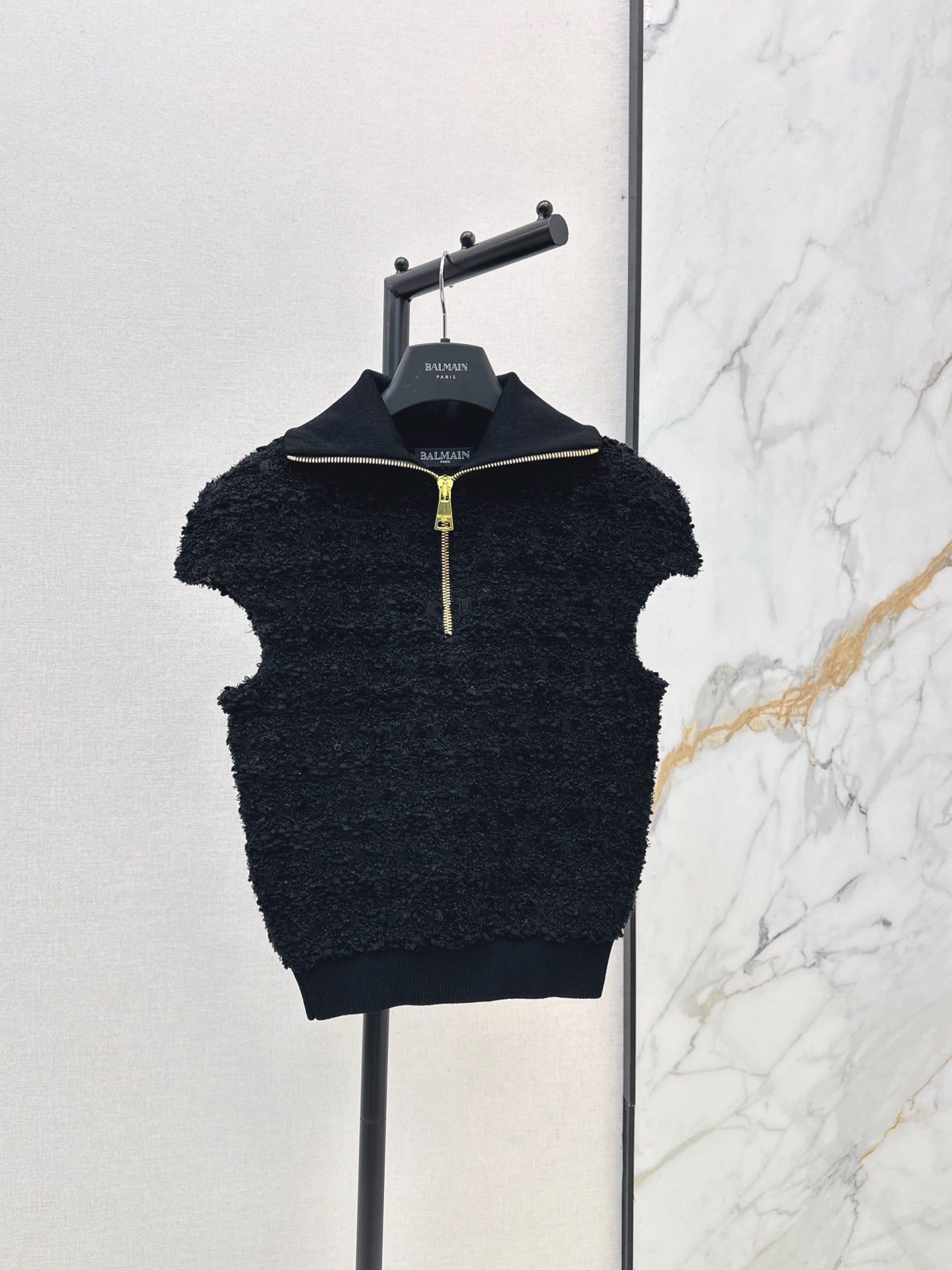 25FW latest half-cardigan sleeveless sweater