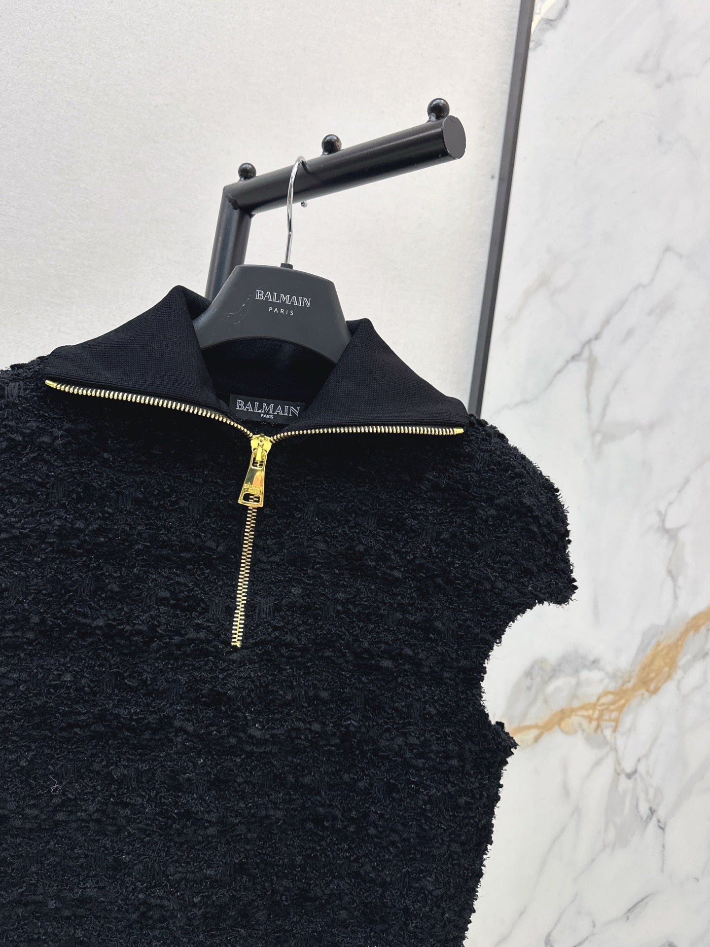 25FW latest half-cardigan sleeveless sweater