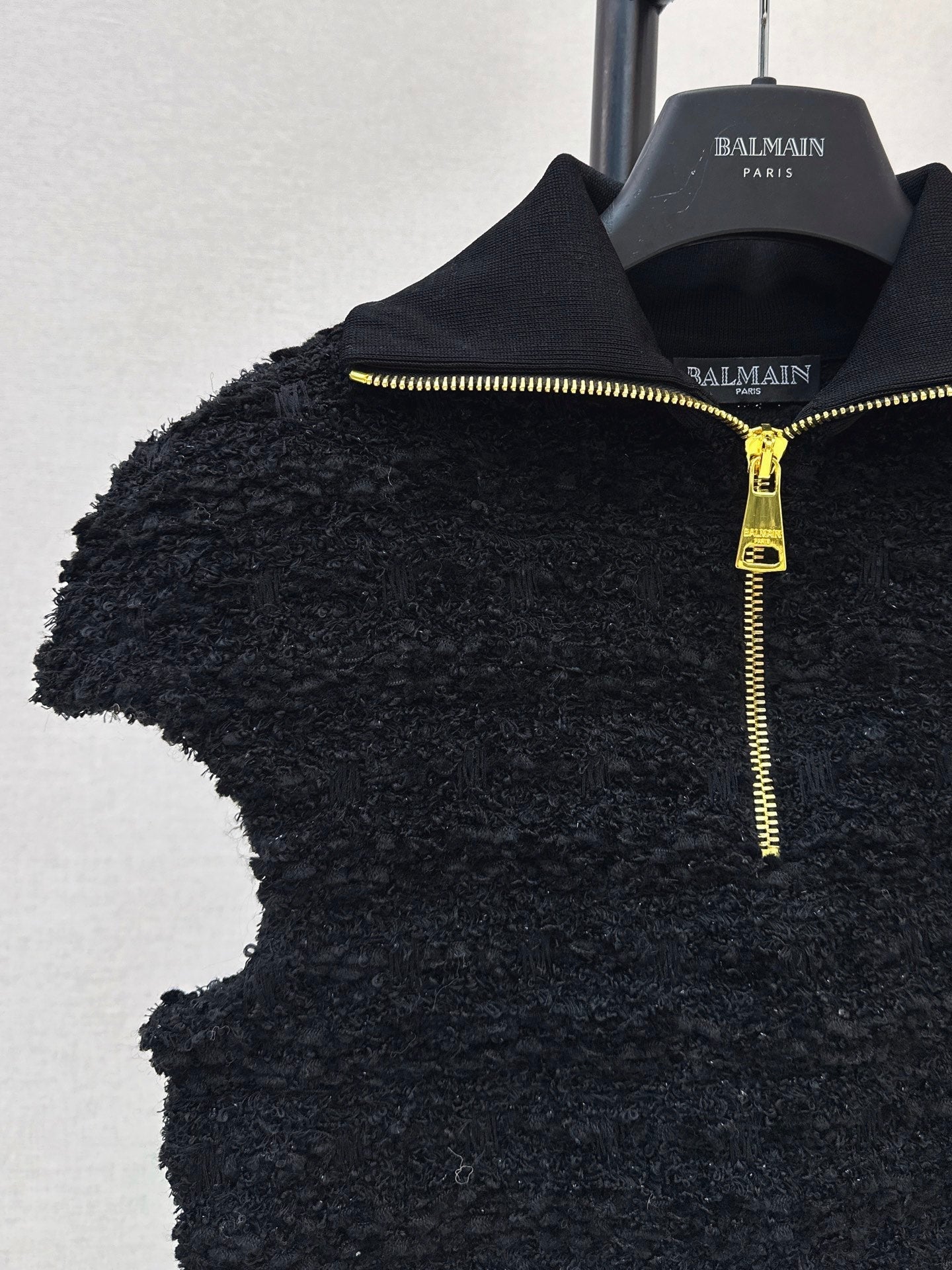 25FW latest half-cardigan sleeveless sweater