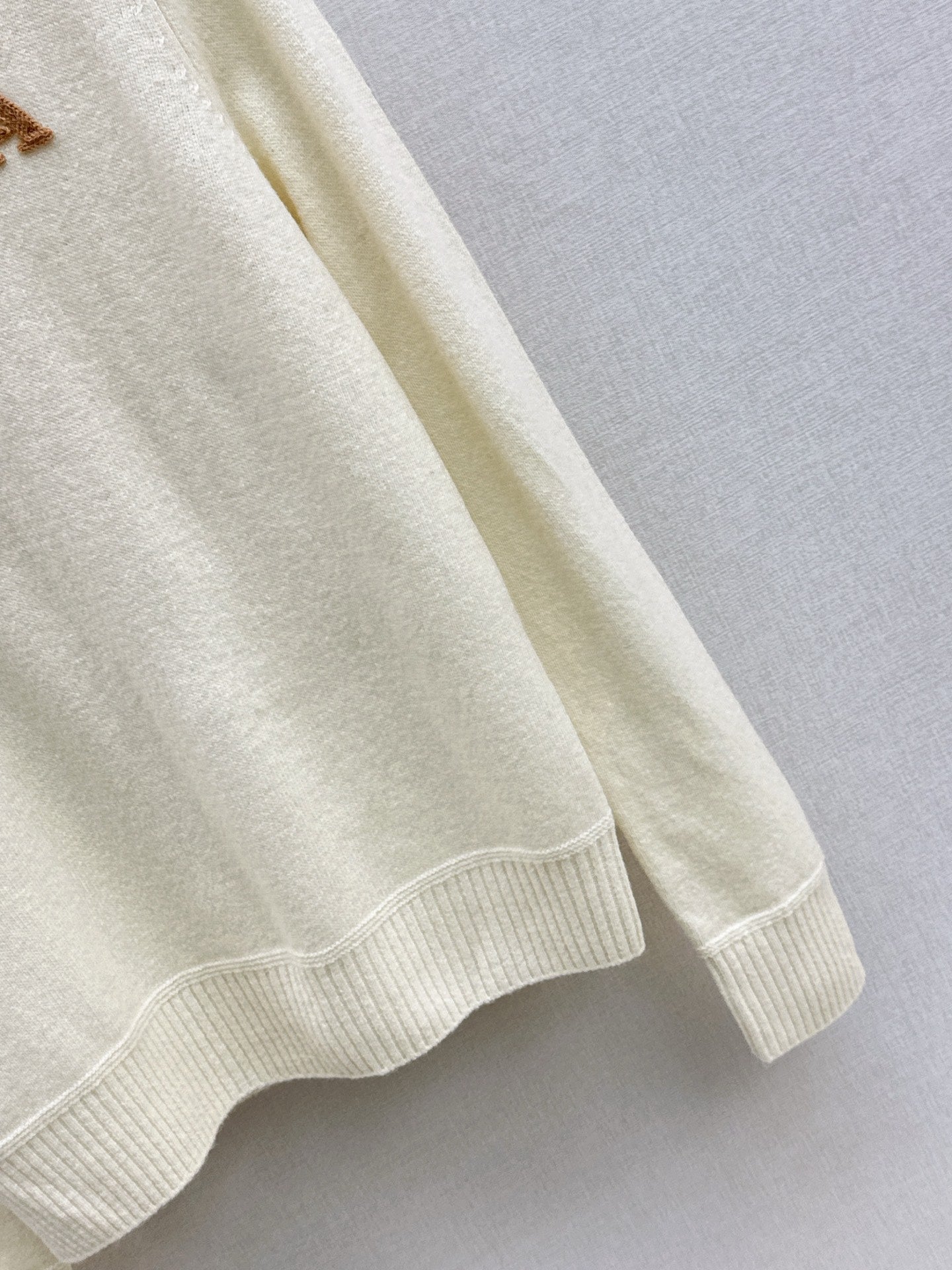 25FW latest simple pullover crew neck sweater