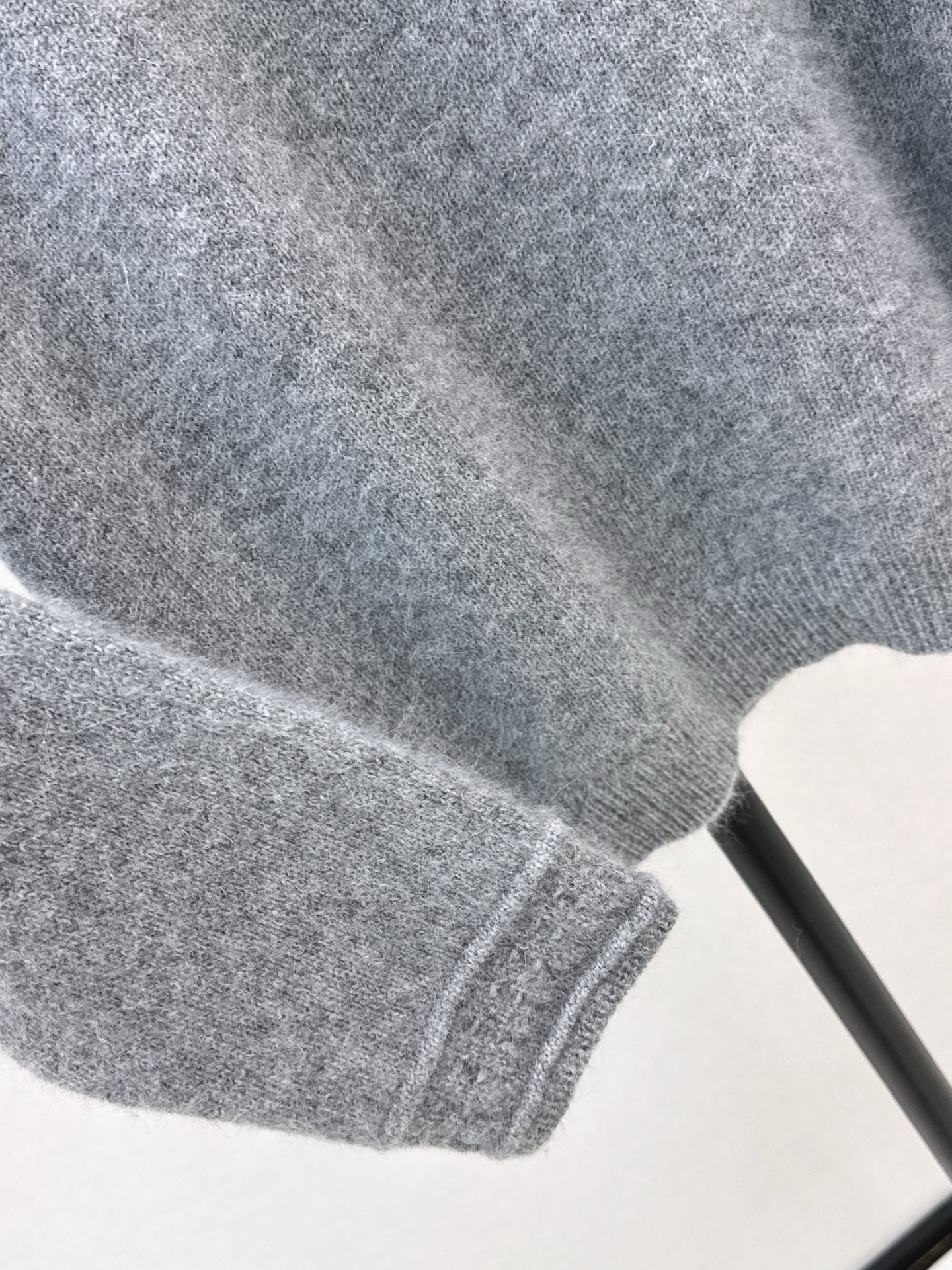 25FW latest all-match crew neck sweater