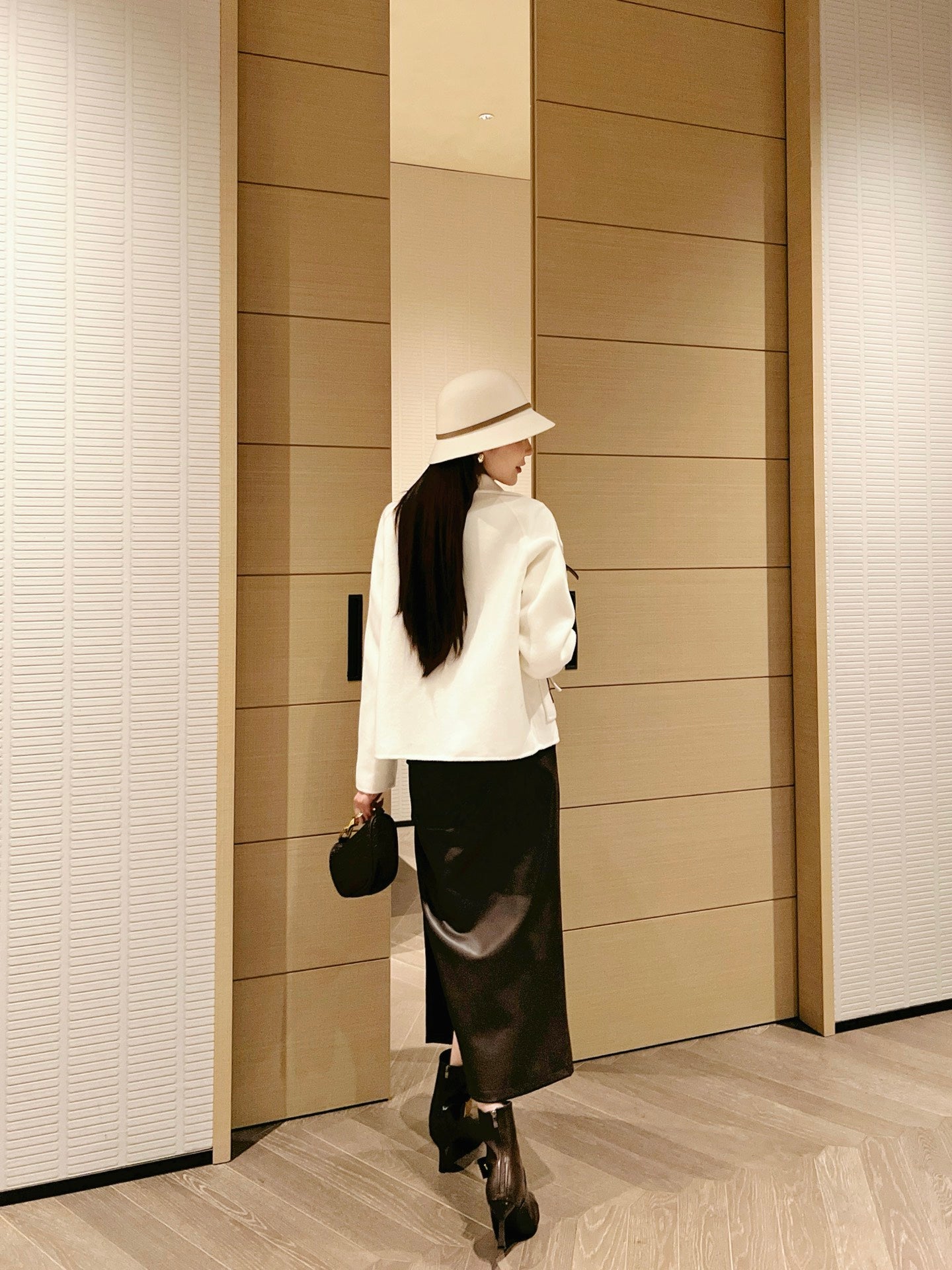 🔥HOT🔥25FW latest style Bai Fumei must-buy double-sided denim stand-up collar jacket