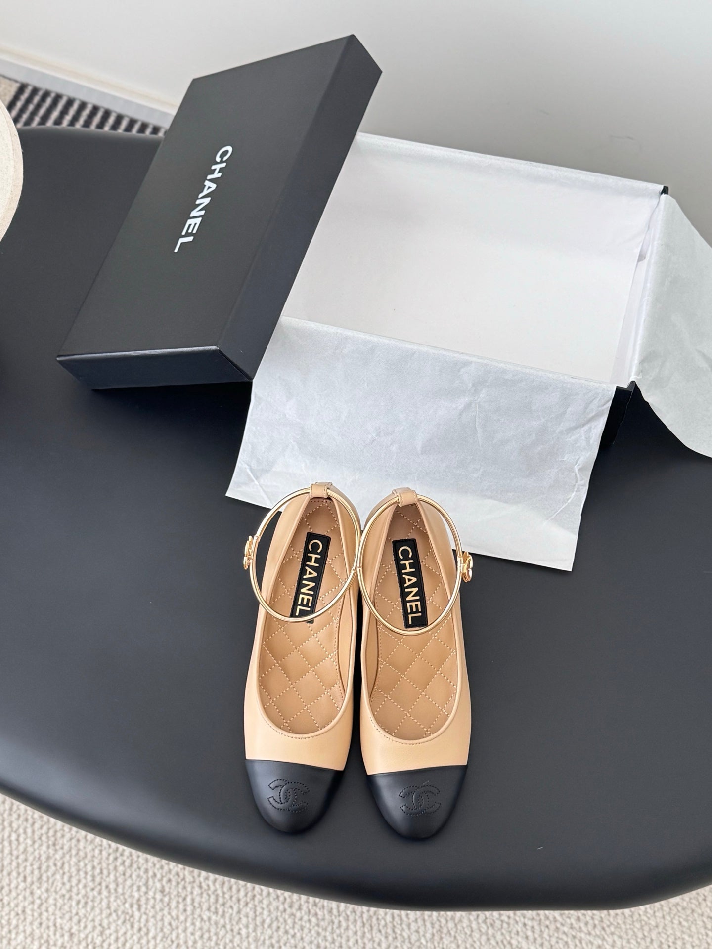 26C series color-blocked bow ribbon anklet giant pearl high heels (height: 7cm)