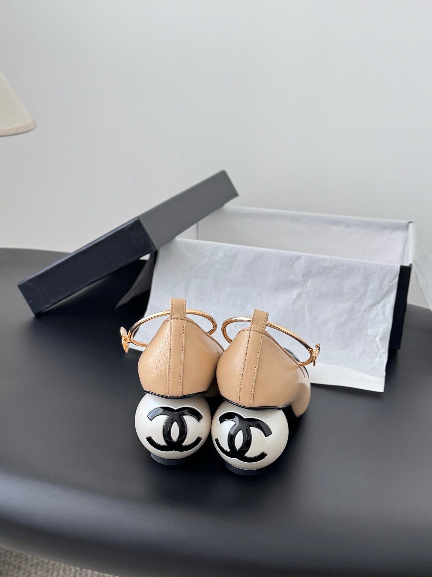 26C series color-blocked bow ribbon anklet giant pearl high heels (height: 7cm)