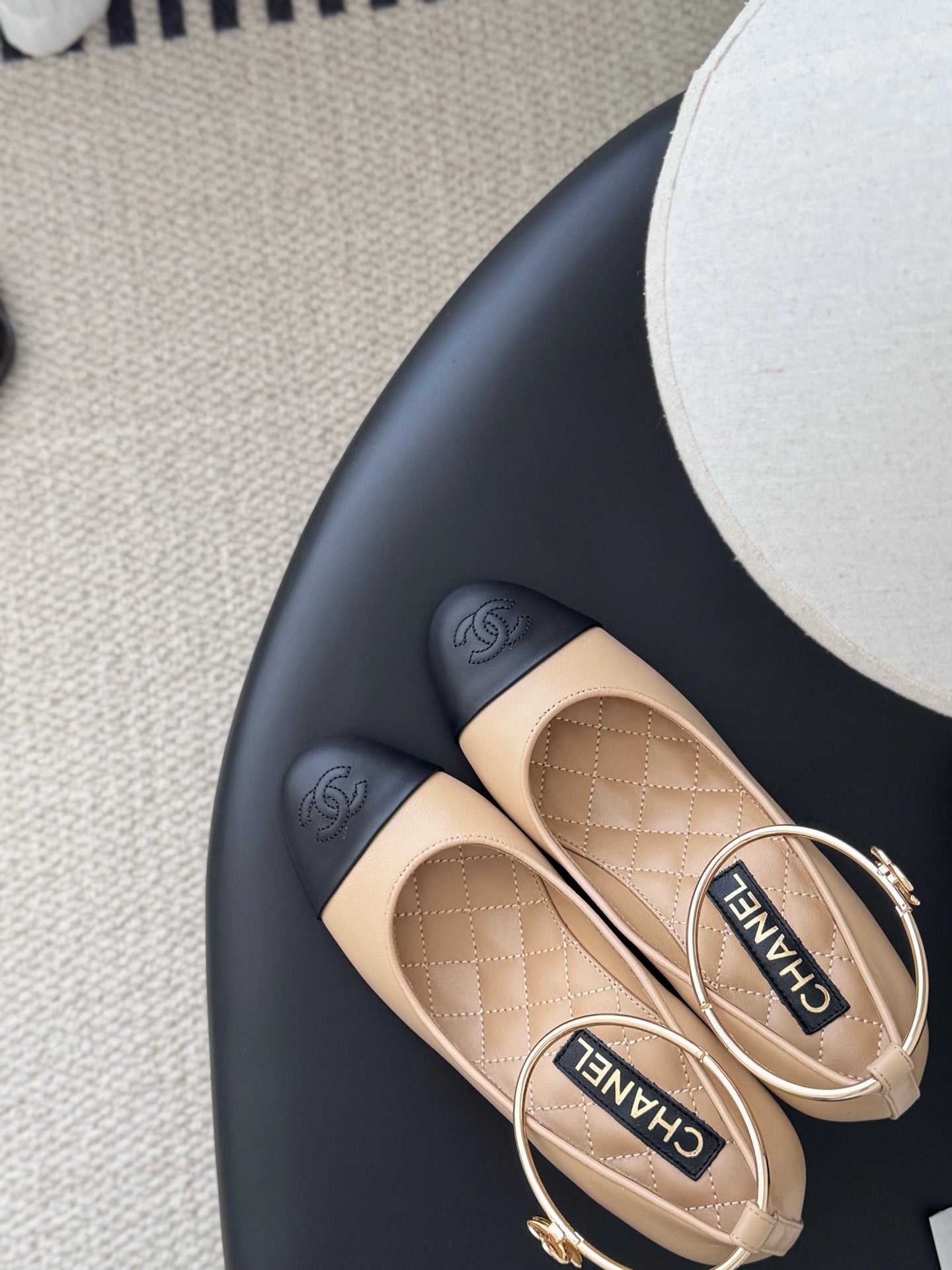 26C series color-blocked bow ribbon anklet giant pearl high heels (height: 7cm)