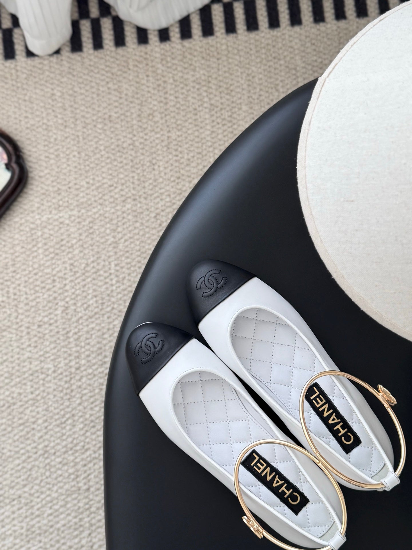 26C series Mary Jane flats