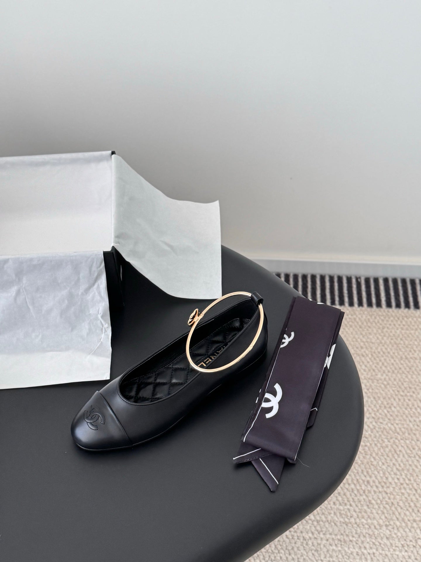 26C series Mary Jane flats