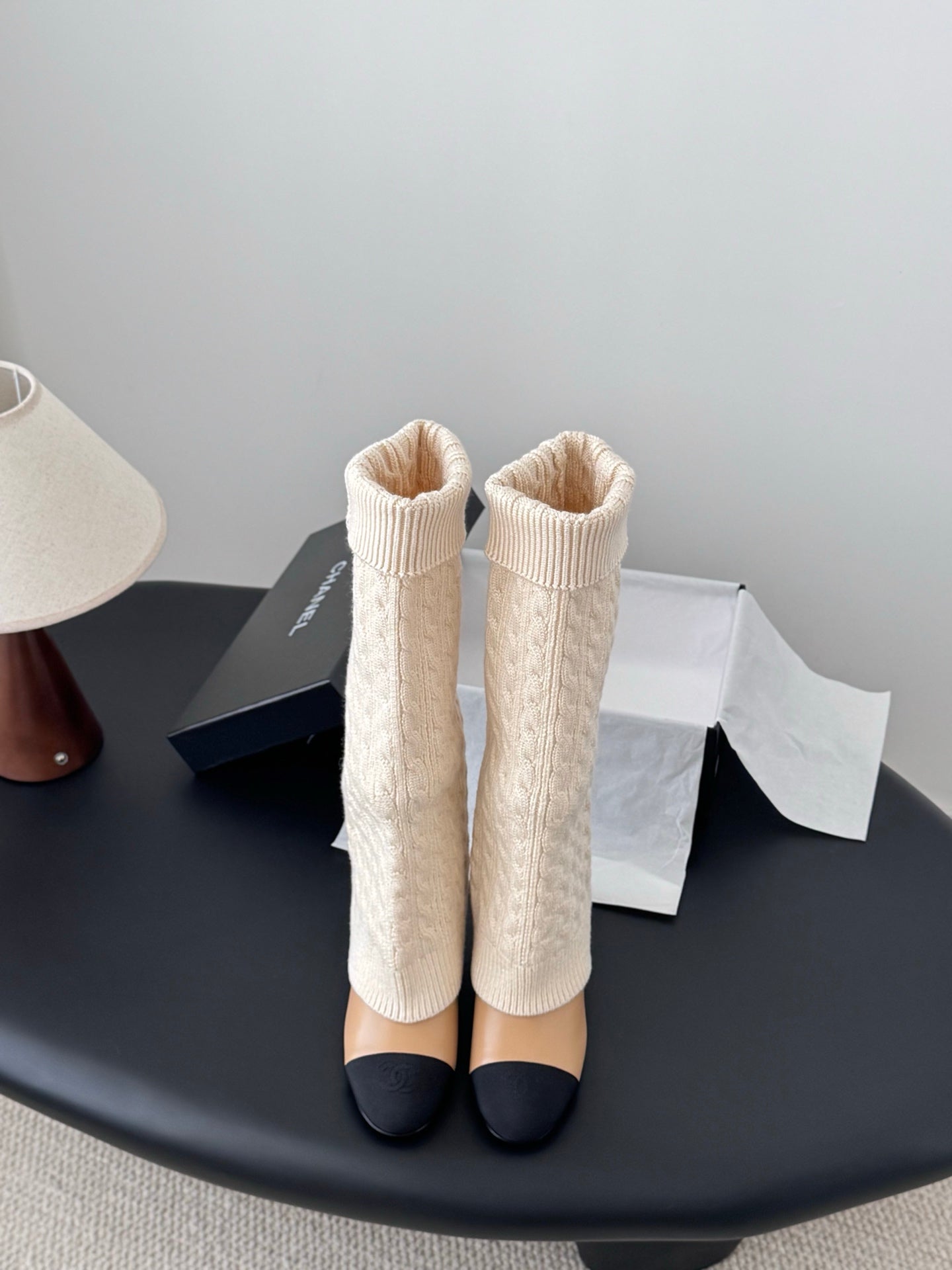 25K new chain knight boots