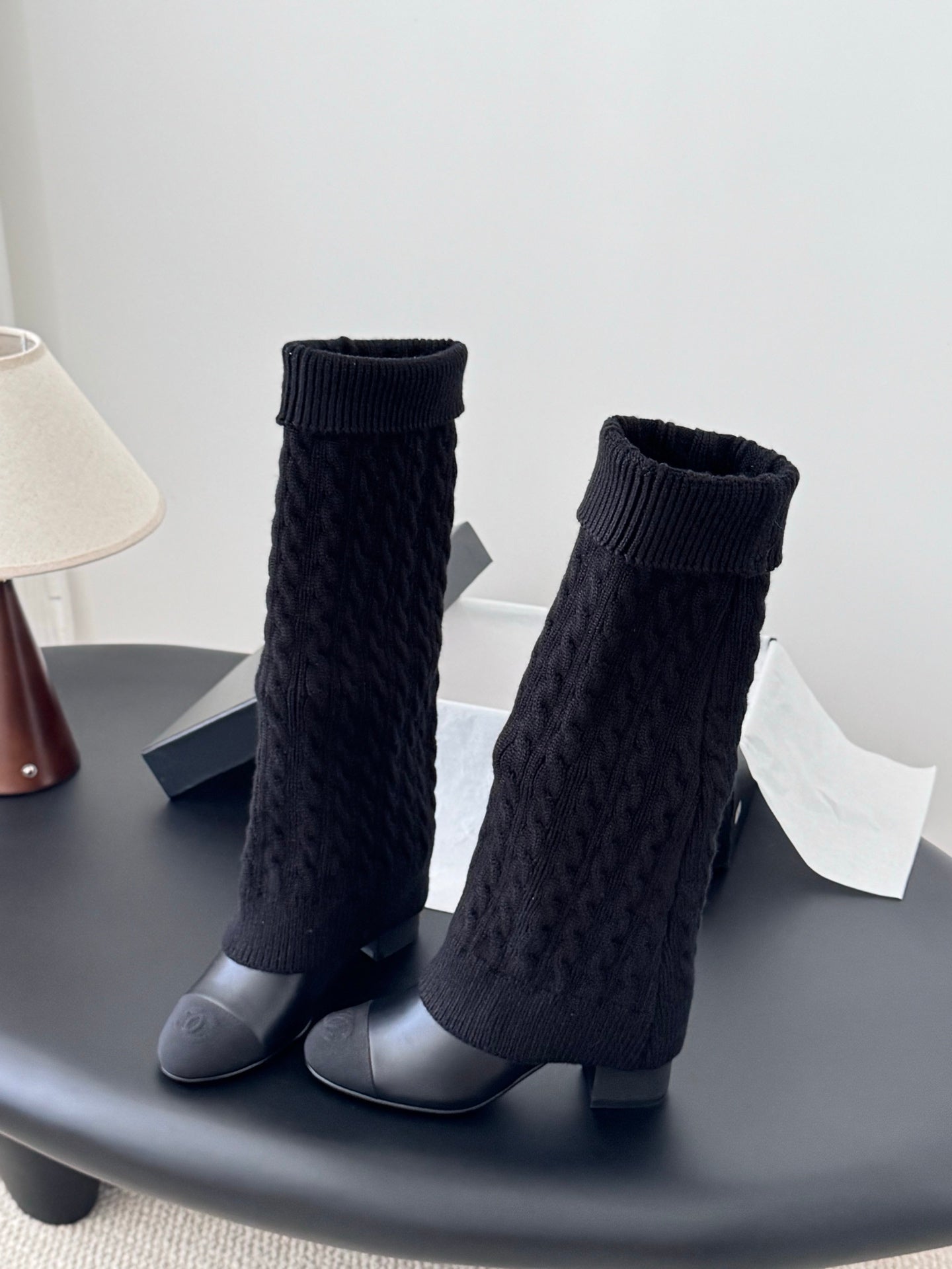 25K new chain knight boots