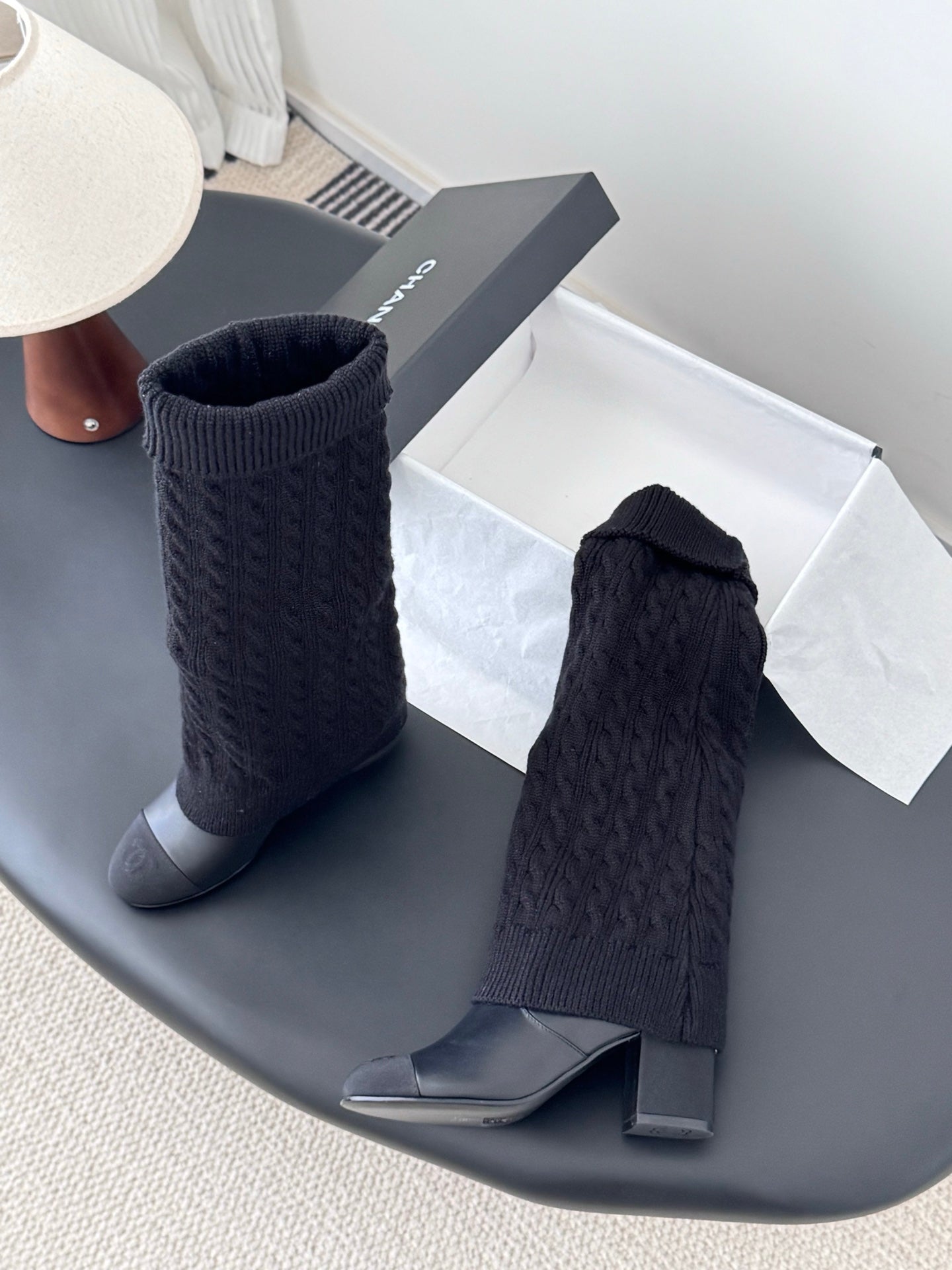 25K new chain knight boots