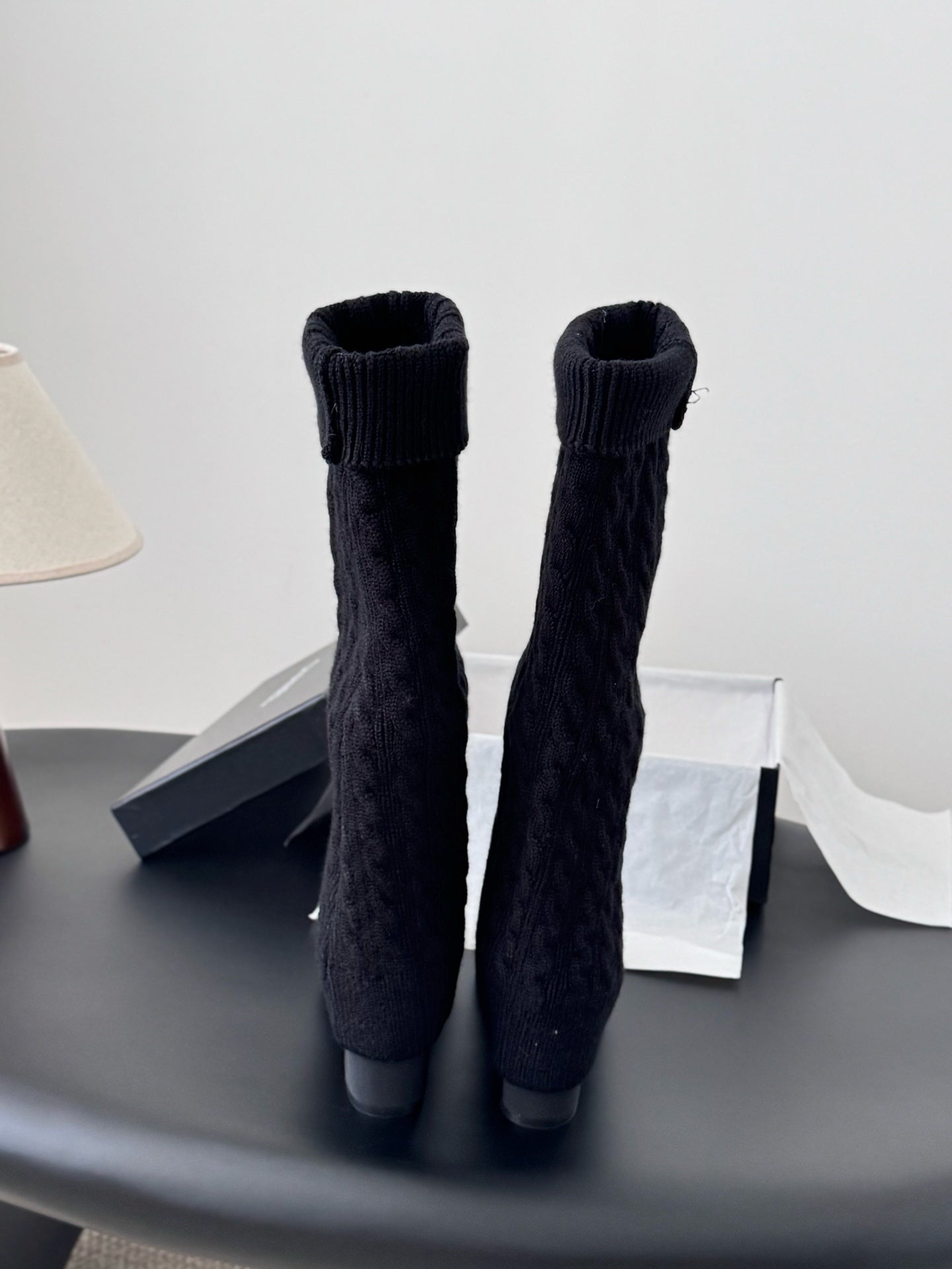 25K new chain knight boots