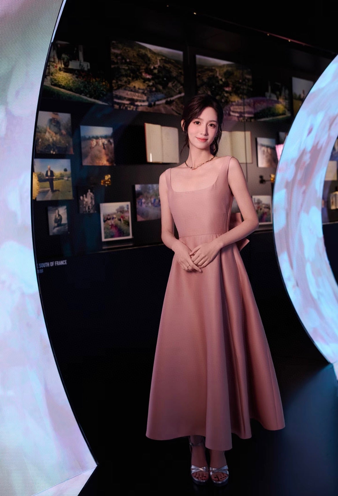 26SS New Hepburn Style Back Bow Sleeveless Dress