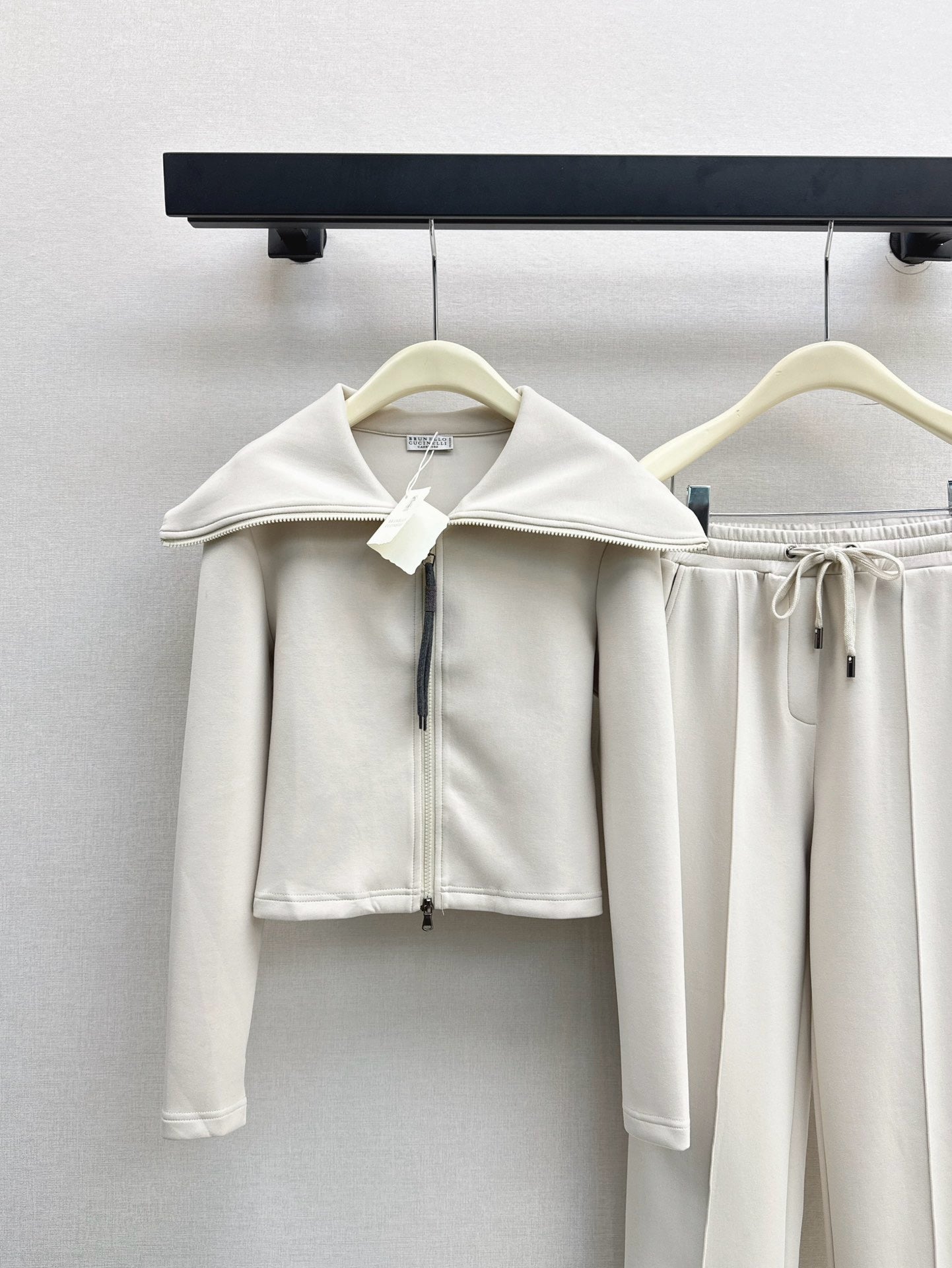 25FW new casual and fashionable zipper design suit