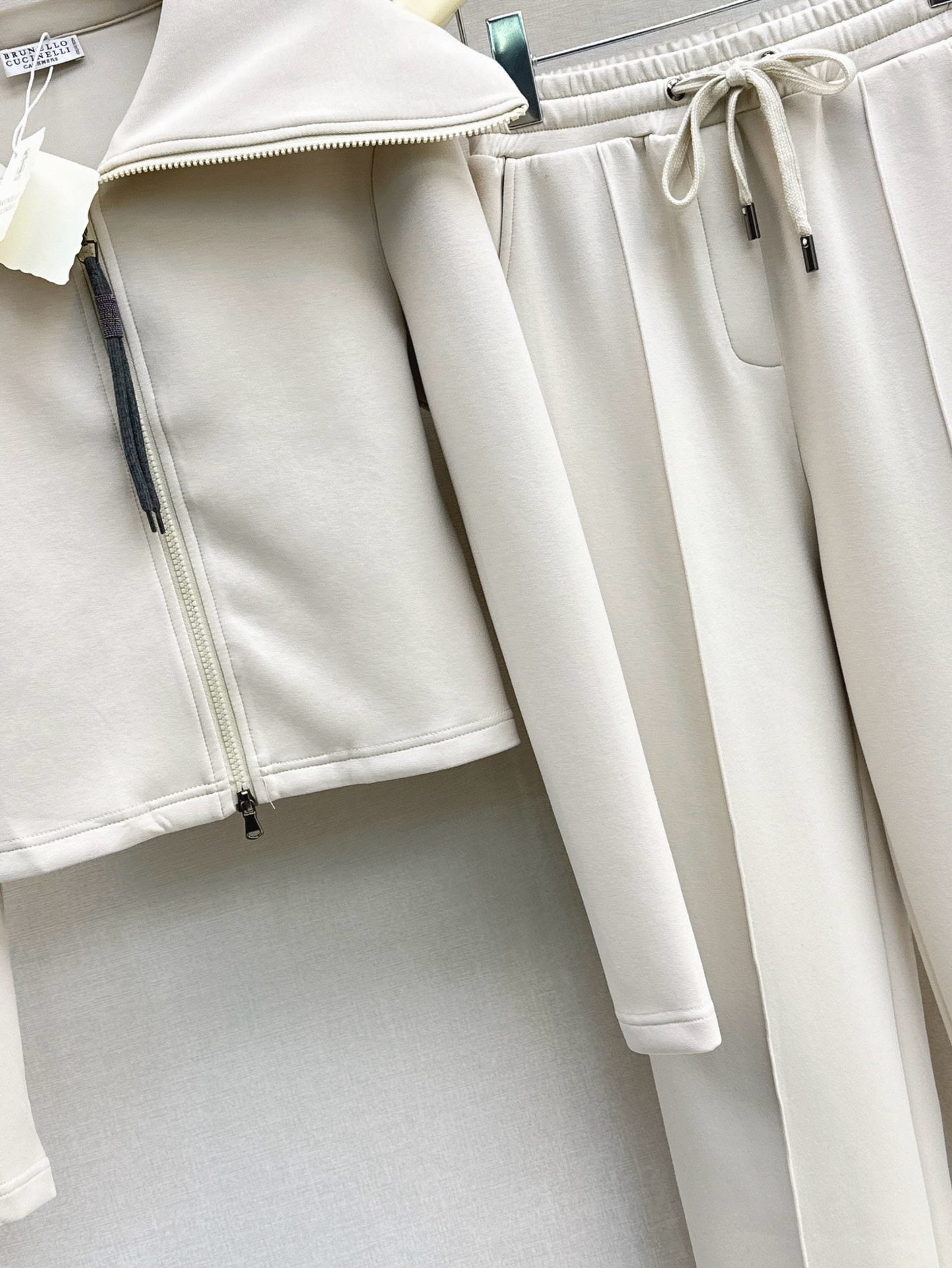 25FW new casual and fashionable zipper design suit