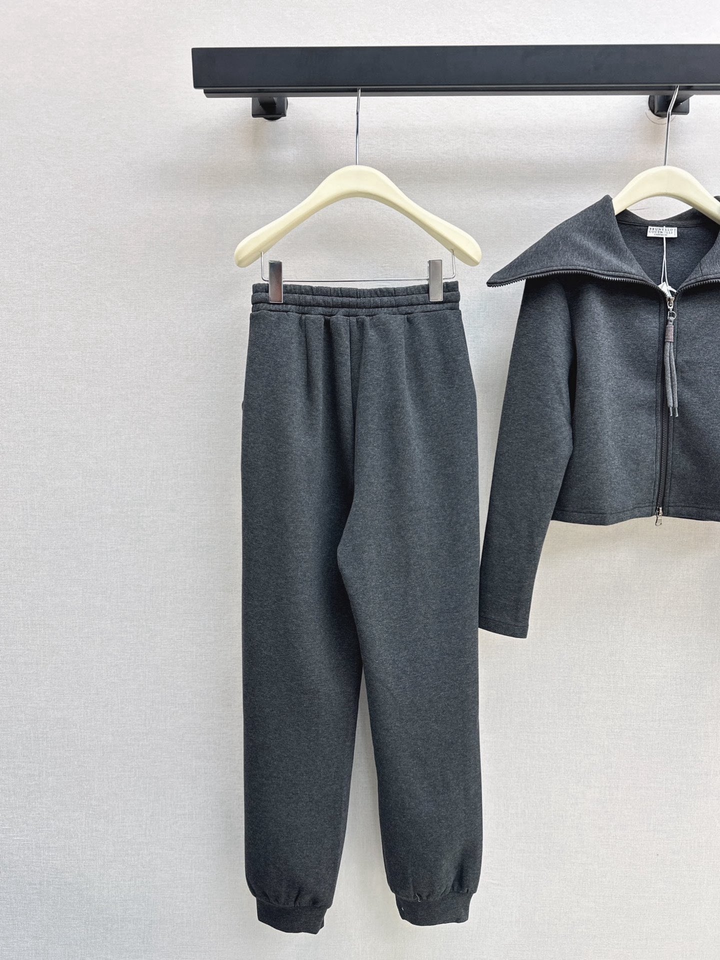 25FW new casual and fashionable zipper design suit