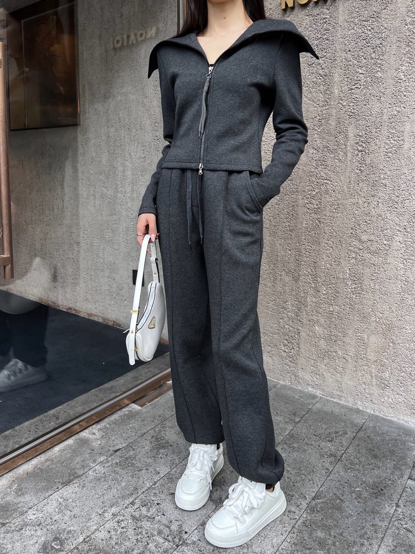 25FW new casual and fashionable zipper design suit