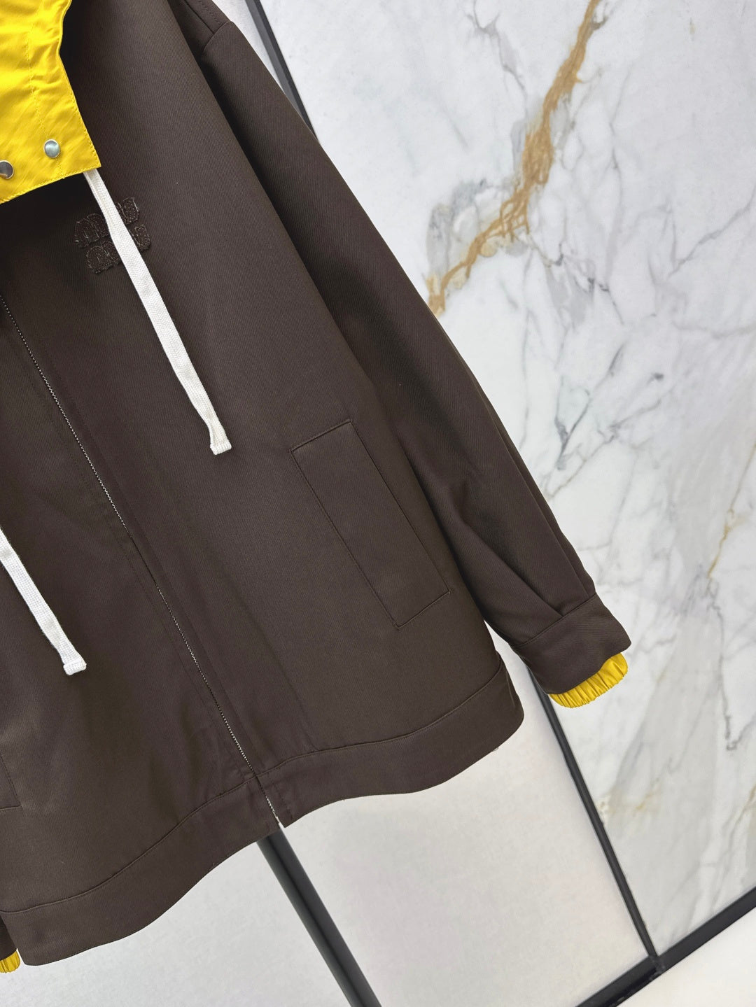 25FW latest contrast color hooded jacket