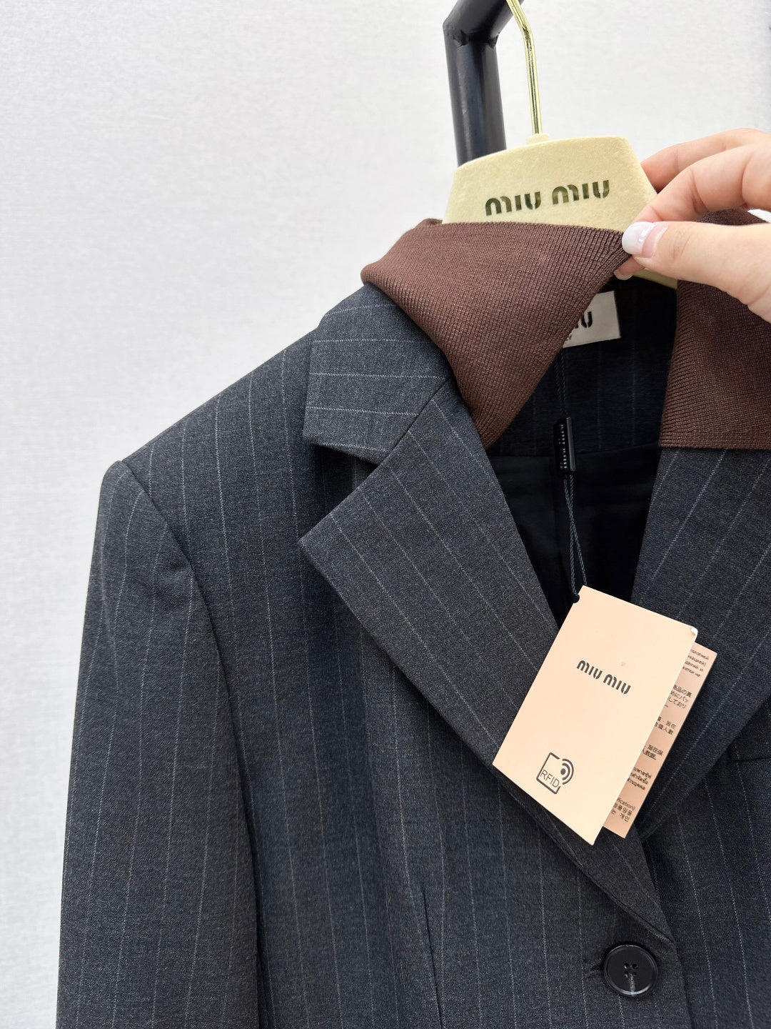 25FW new fake two-piece design collar striped suit jacket