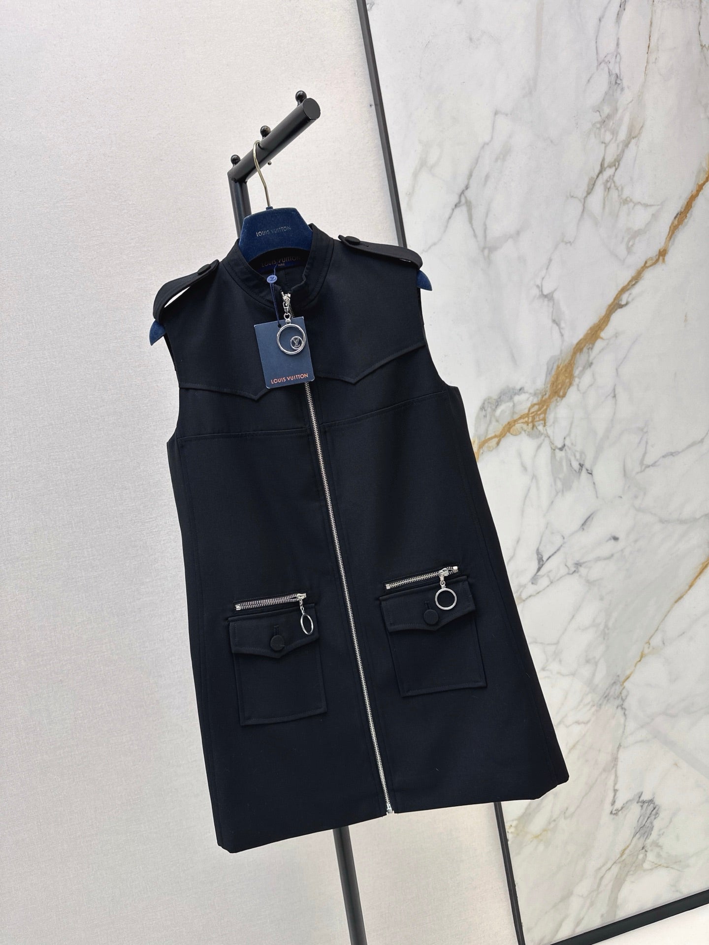 25FW  zip-up sleeveless dress