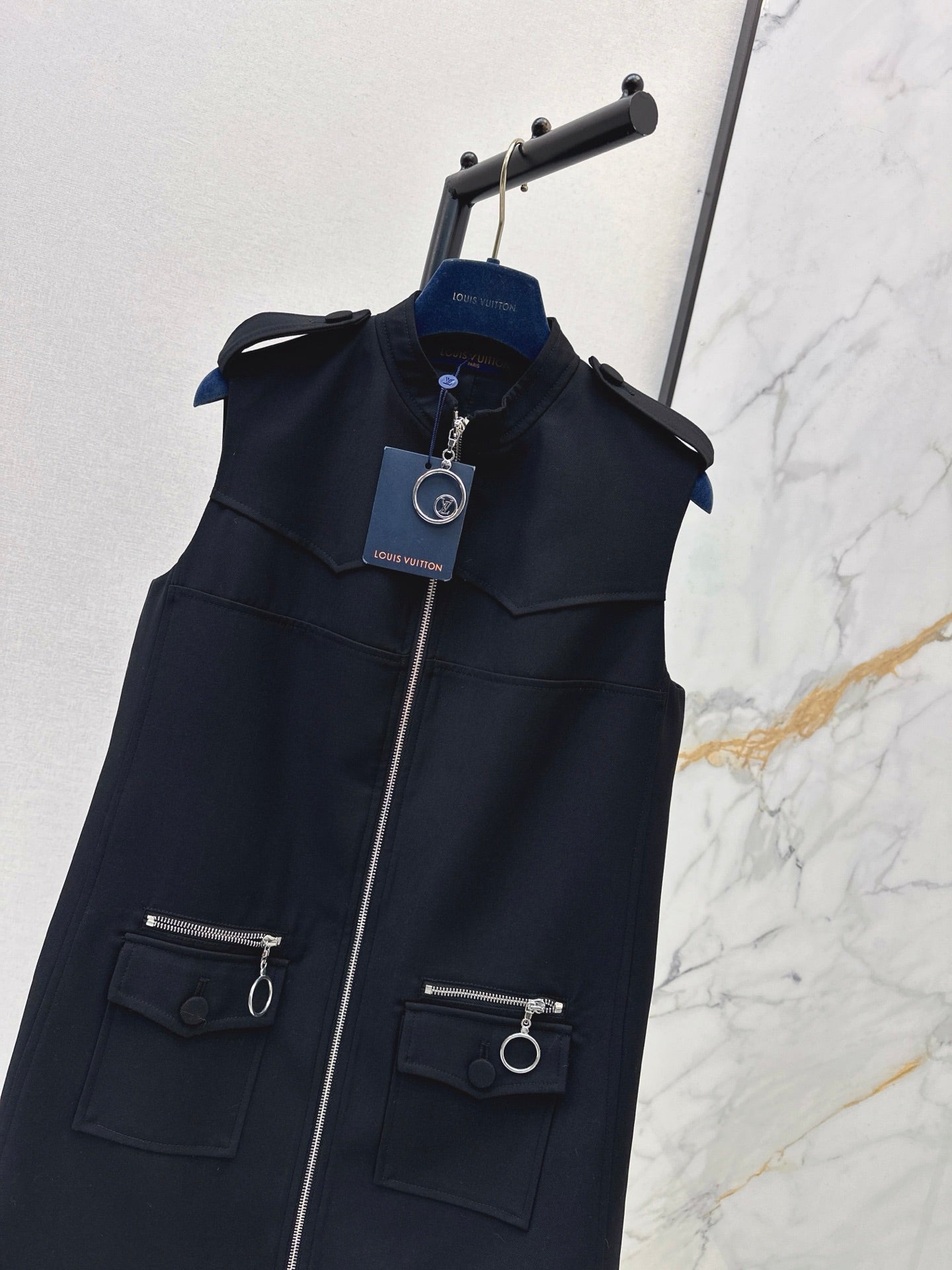 25FW  zip-up sleeveless dress