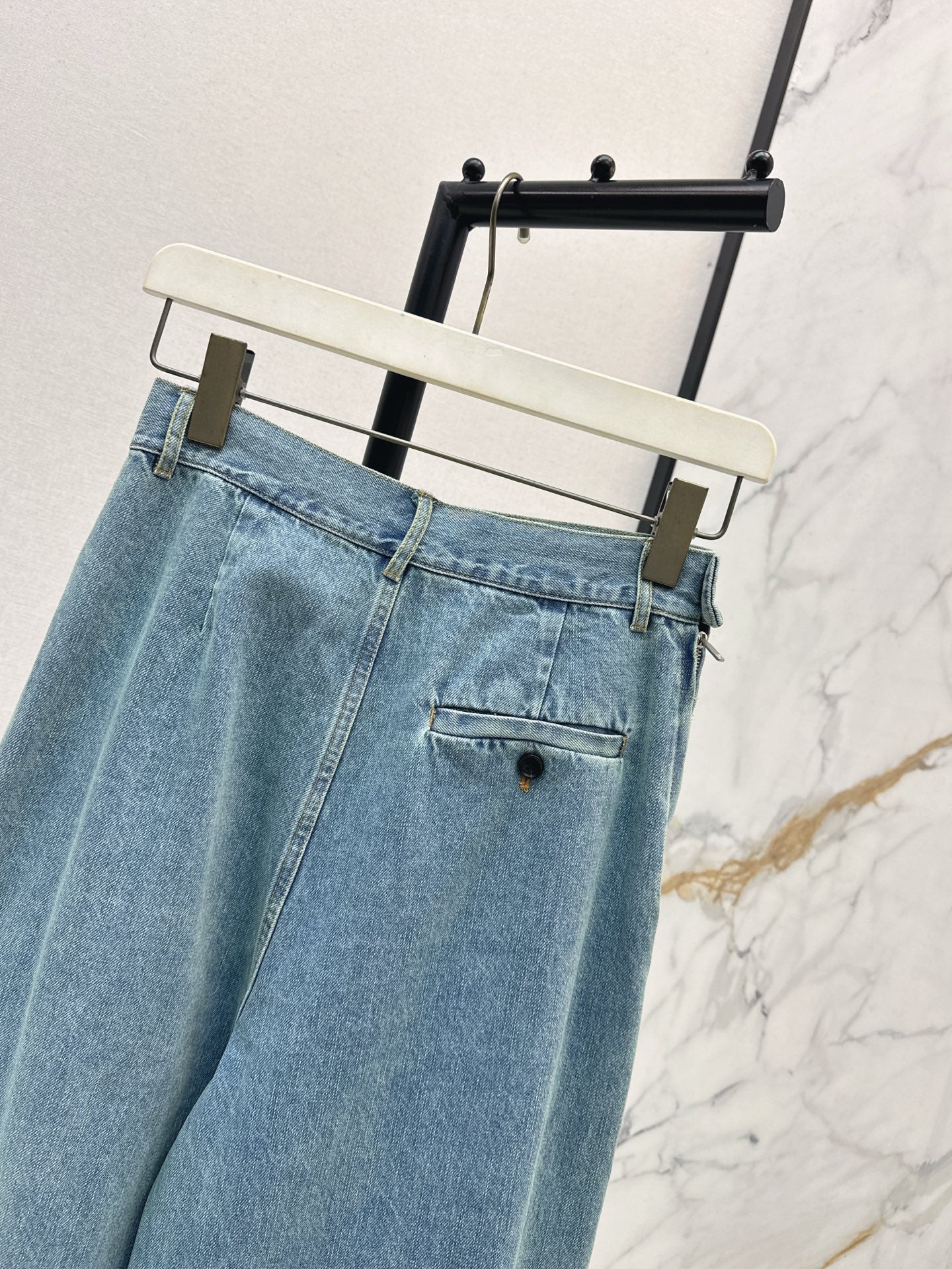 25FW irregular fold denim pants