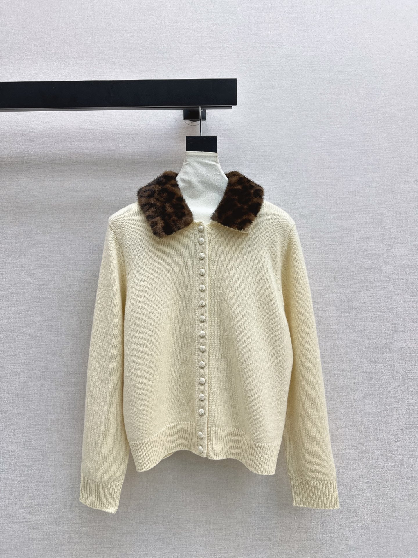25FW  wool cardigan