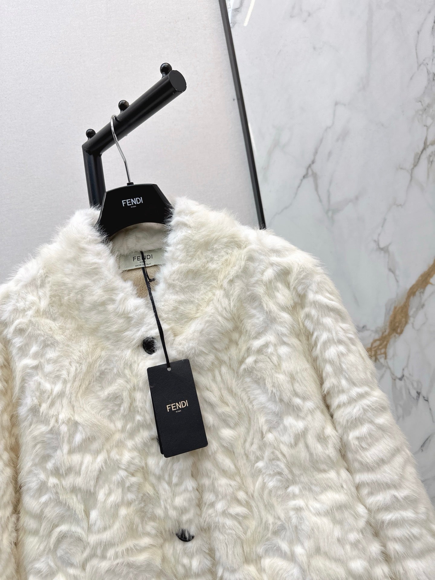 25FW  fur  jacket