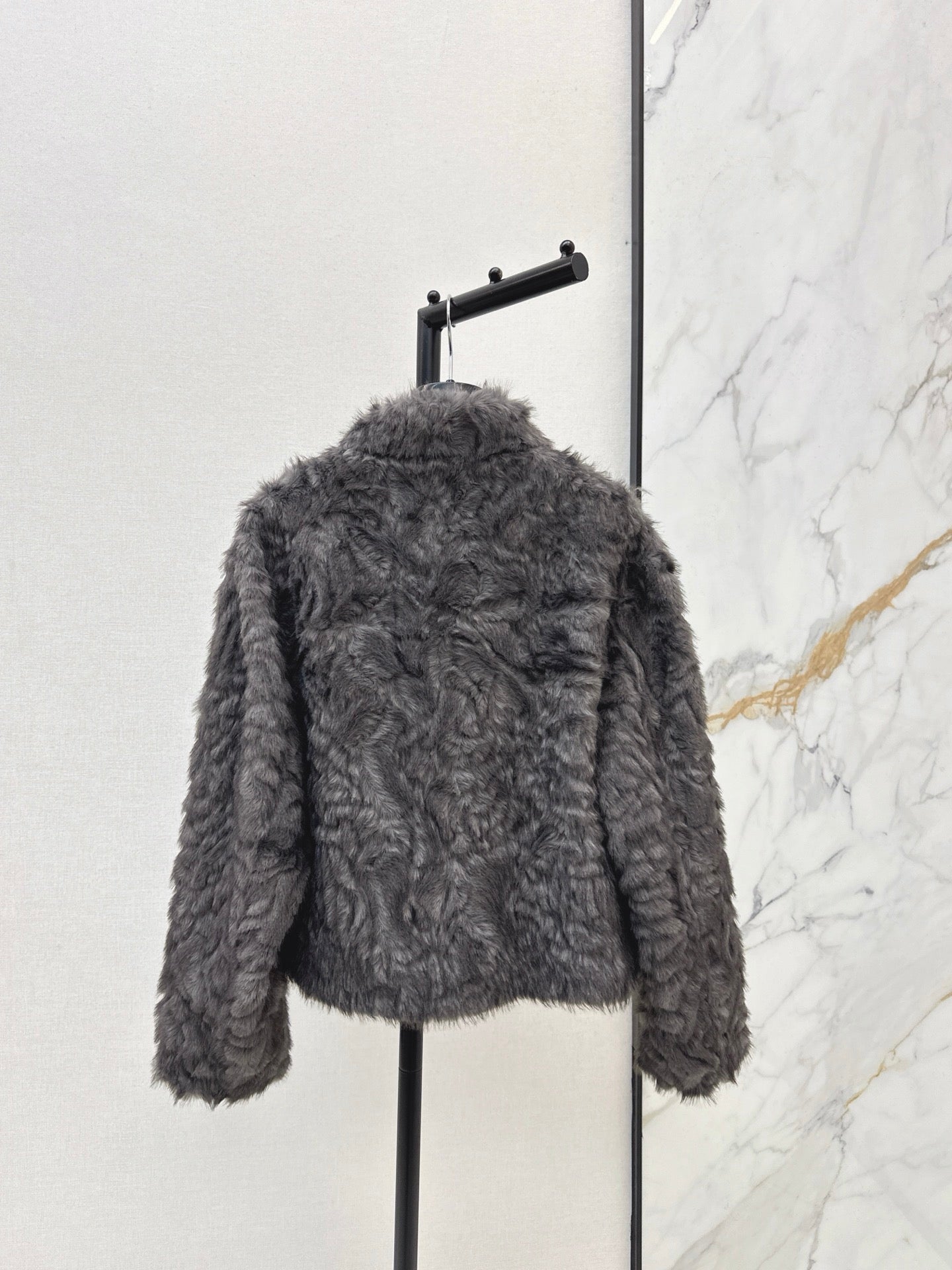 25FW  fur  jacket