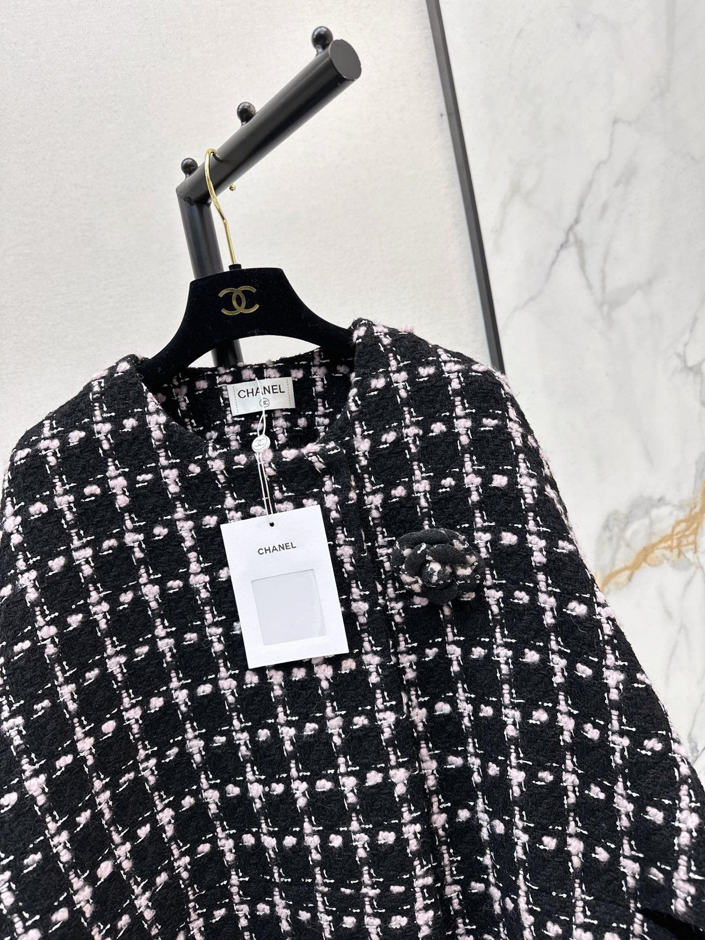 25FW check cape coat