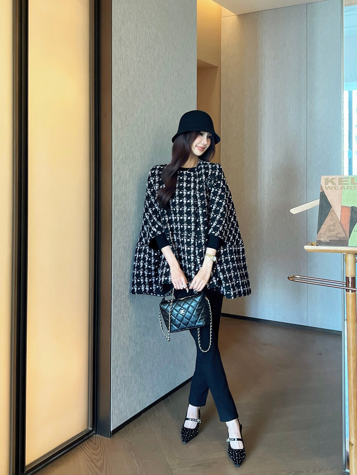 25FW check cape coat